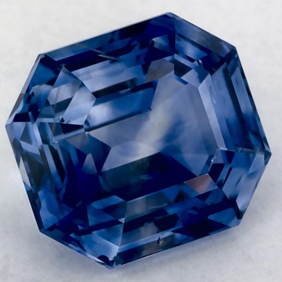 Taille octogone Pierre précieuse taille octogonale saphir bleu 1.82 carat en vente