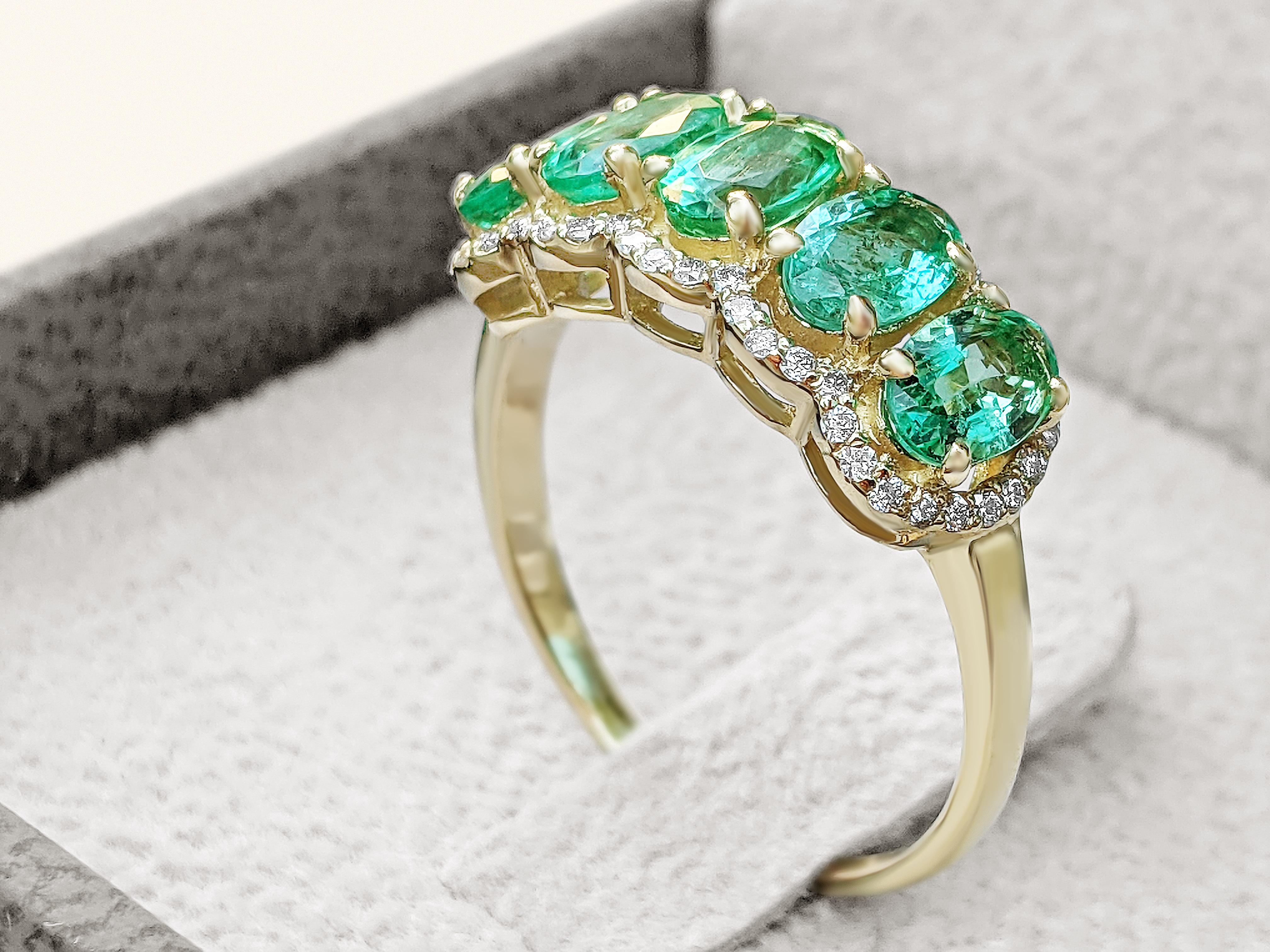 Women's 1.82 Ct Half Eternity Emerald & 0.20 Ct Diamonds, 14 Kt. Yellow Gold Ring