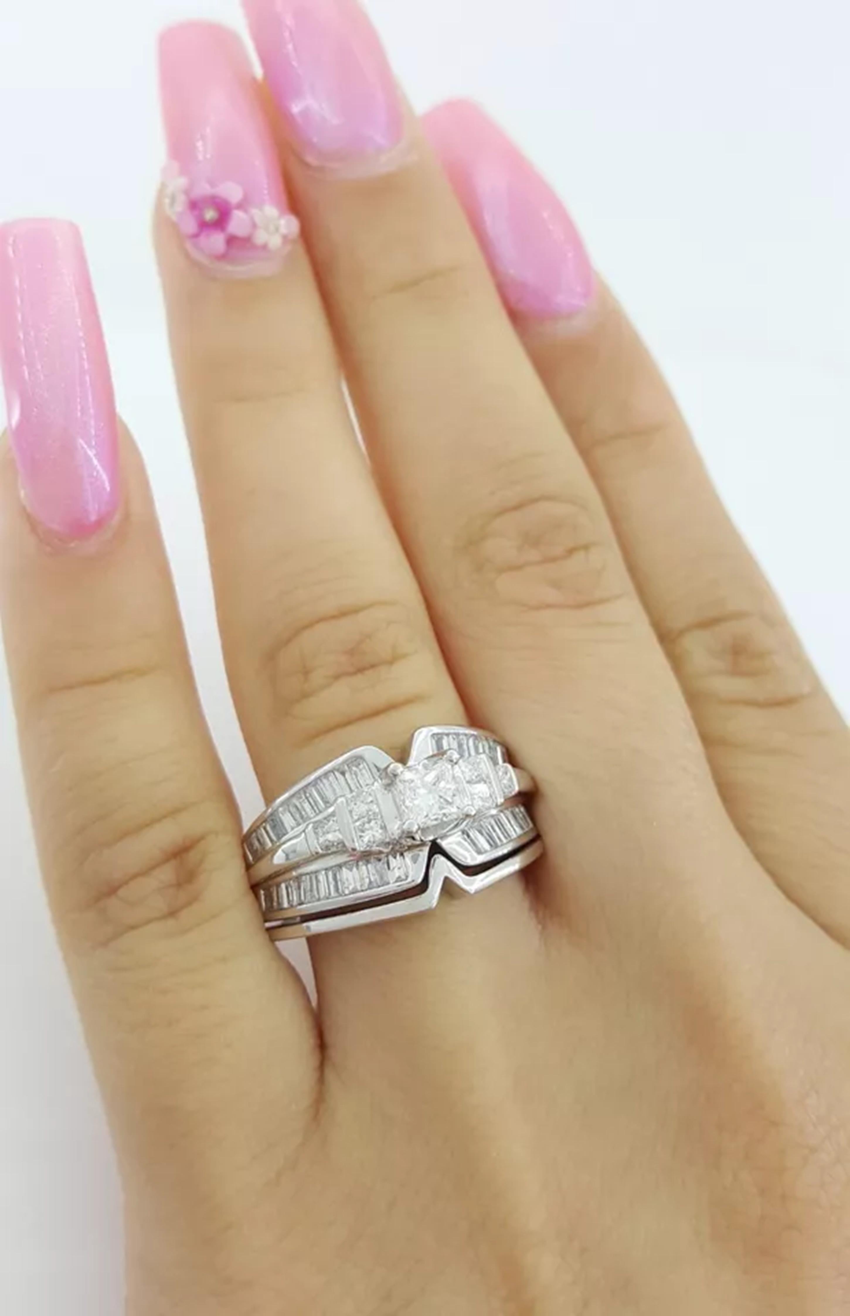 1.82 ct Total Weight 14K White Gold Princess Cut Diamond Engagement Ring In New Condition For Sale In Chicago, IL