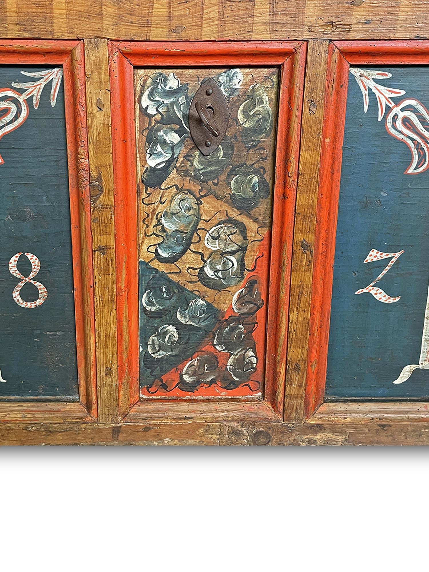 1820 Blue Floral Panted Blanket Chest 2