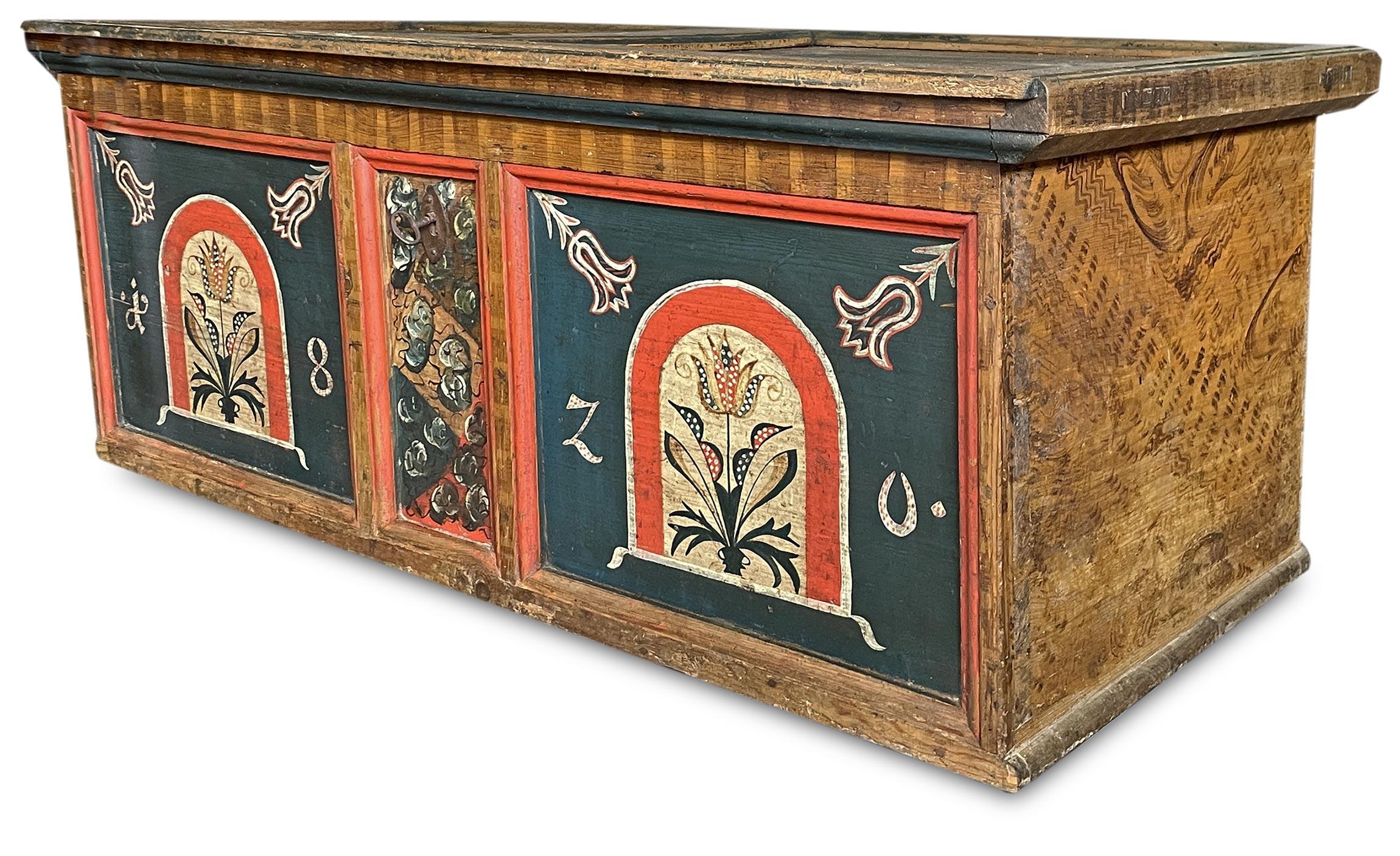 1820 Blue Floral Panted Blanket Chest 1