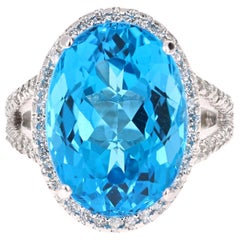 Anello da cocktail in oro bianco 14 carati con topazio blu da 18,20 carati e diamanti