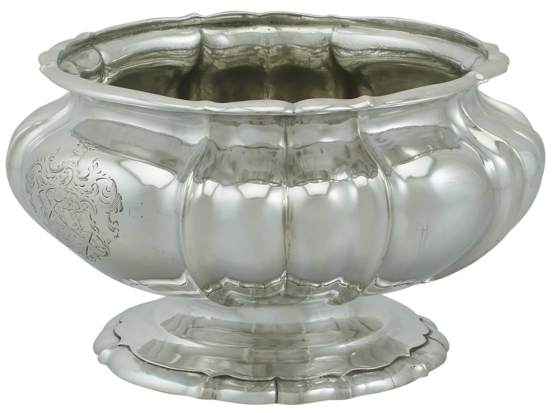 An exceptional, fine and impressive antique George IV English sterling silver bowl made by Paul Storr; an addition to our range of collectable ornamental silverware

This exceptional, antique George IV sterling silver bowl has a circular