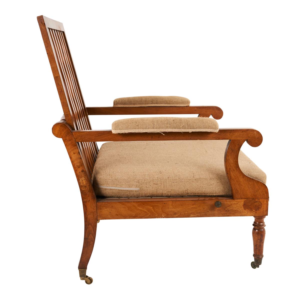 Italian 1820s Antique Walnut Reclining Chair, Italy For Sale