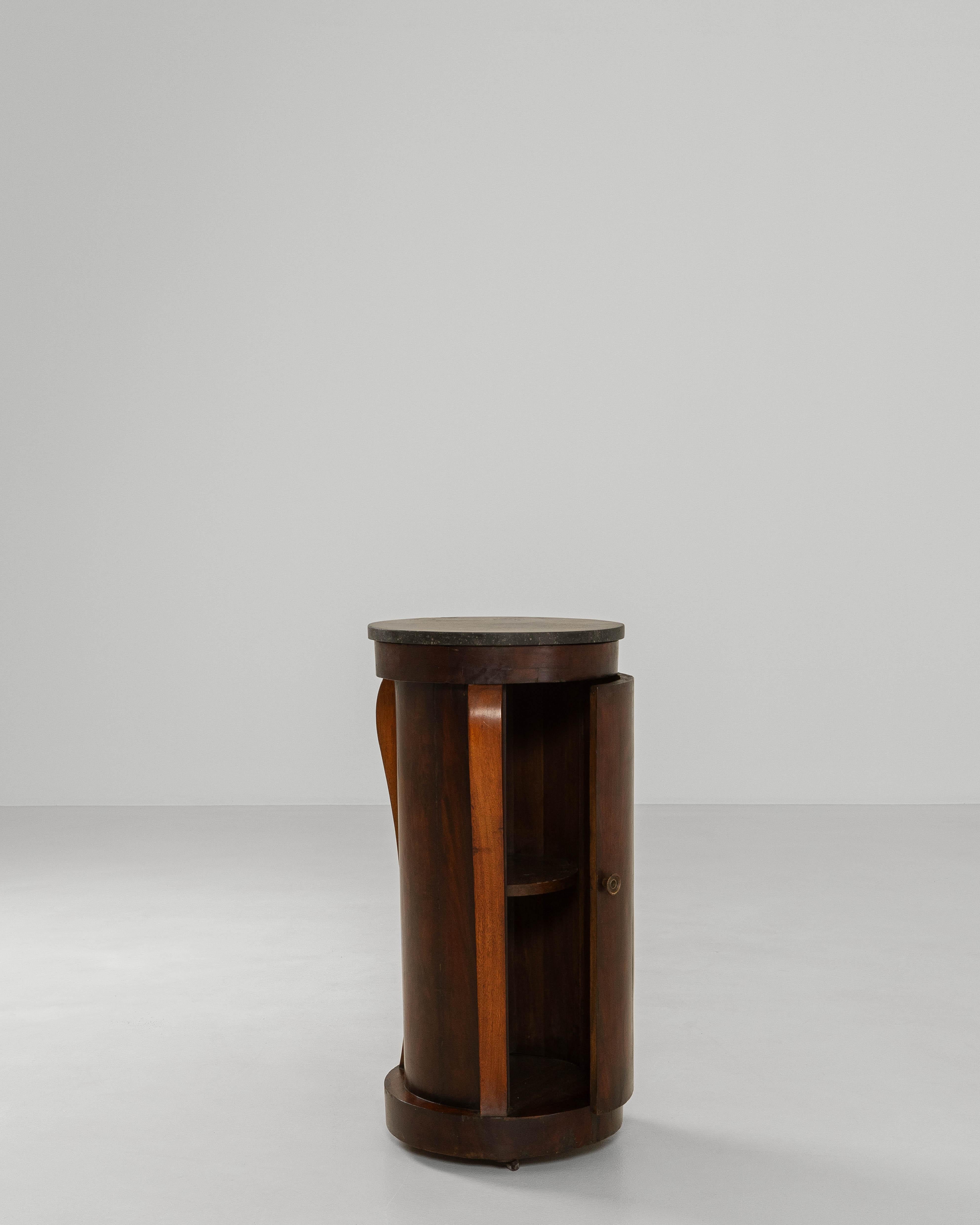 1820s Belgian Empire Mahogany Cabinet With Marble Top im Angebot 9