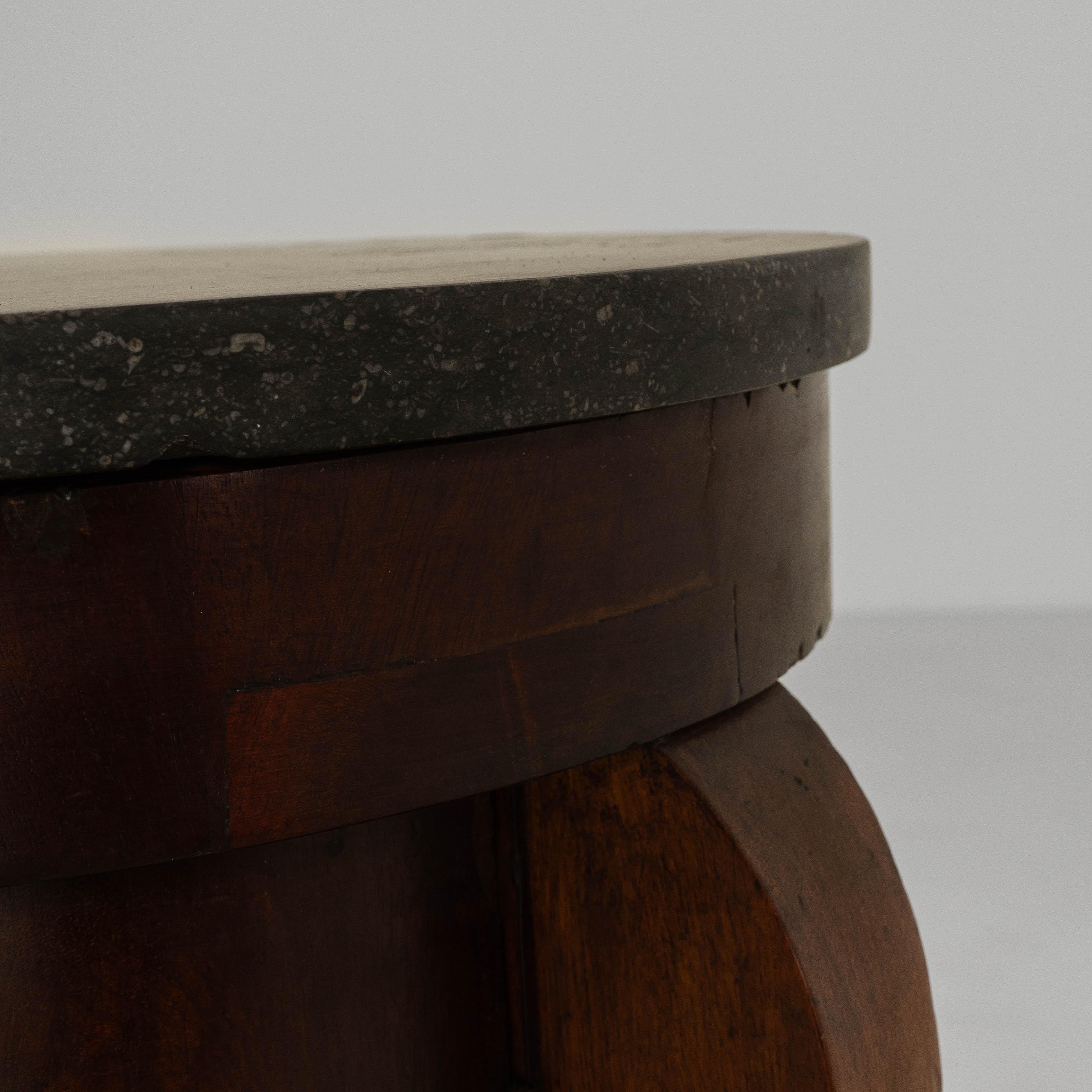 1820s Belgian Empire Mahogany Cabinet With Marble Top im Angebot 1