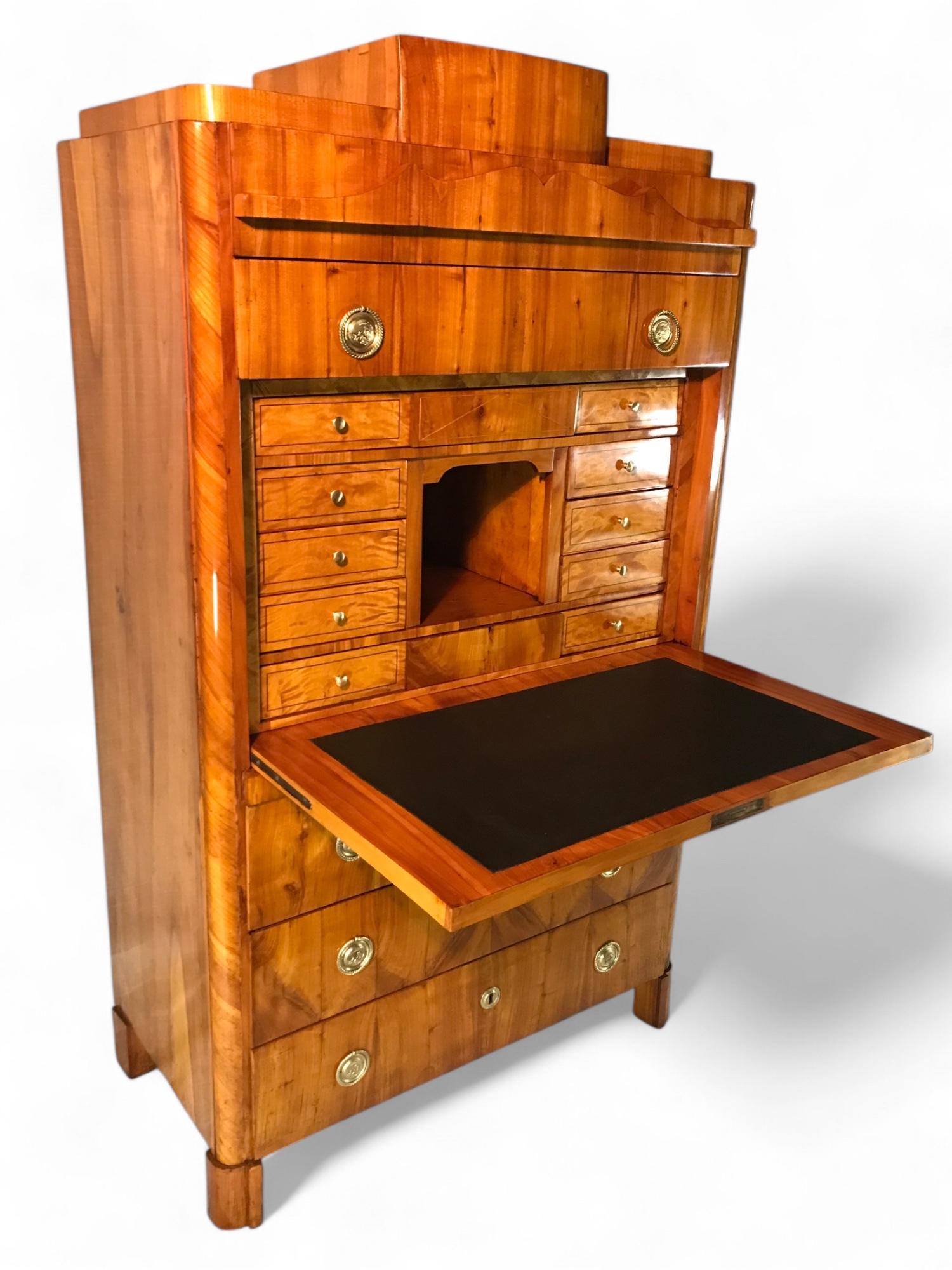 1820’s Biedermeier Fall Top Desk, Cherry in vendita 1