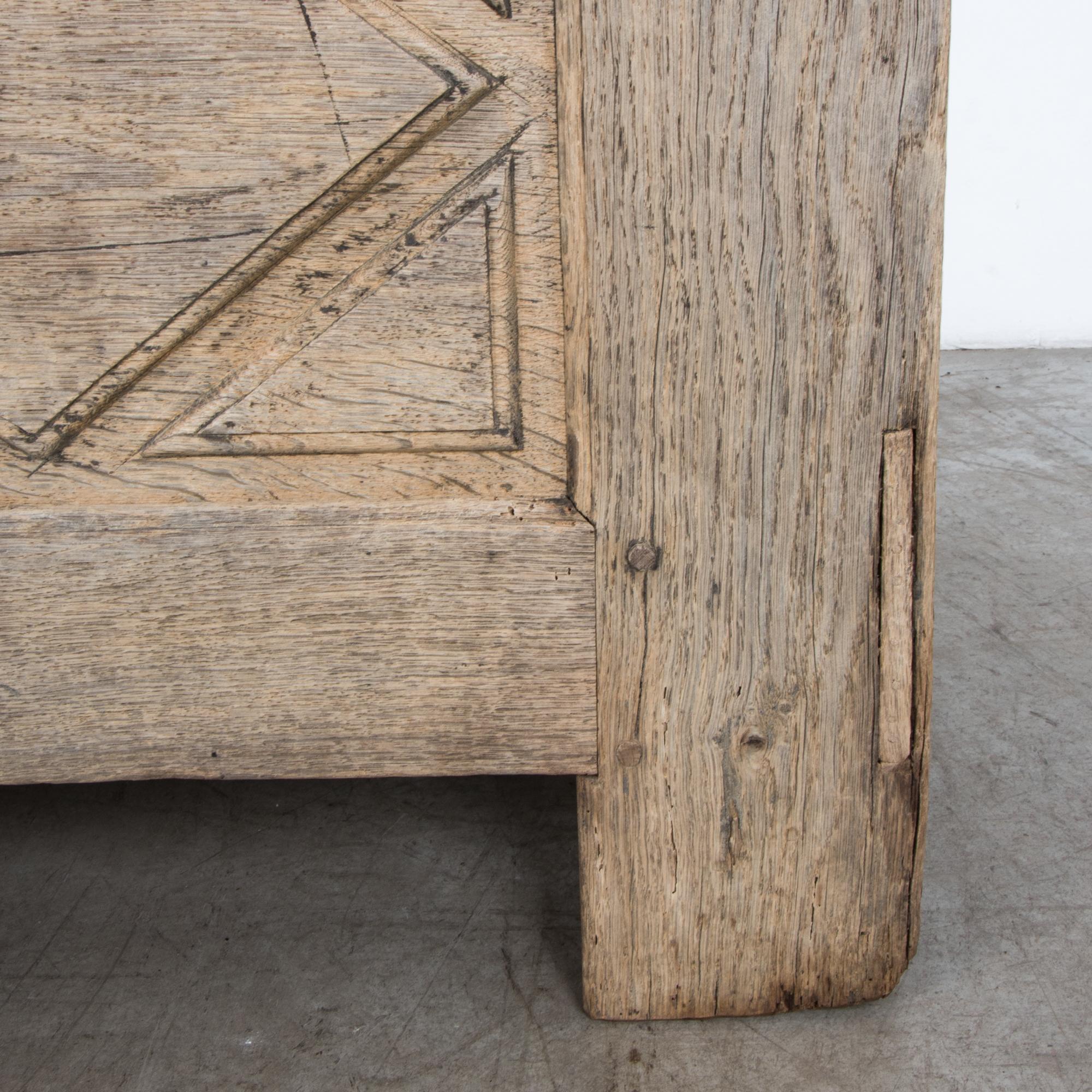 1820s Bleached Oak French Trunk 7