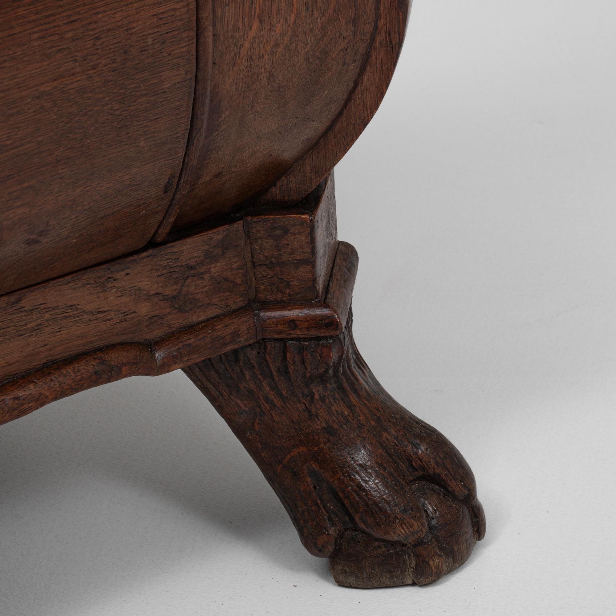 Cómoda de caoba barroca holandesa de 1820 en venta 6