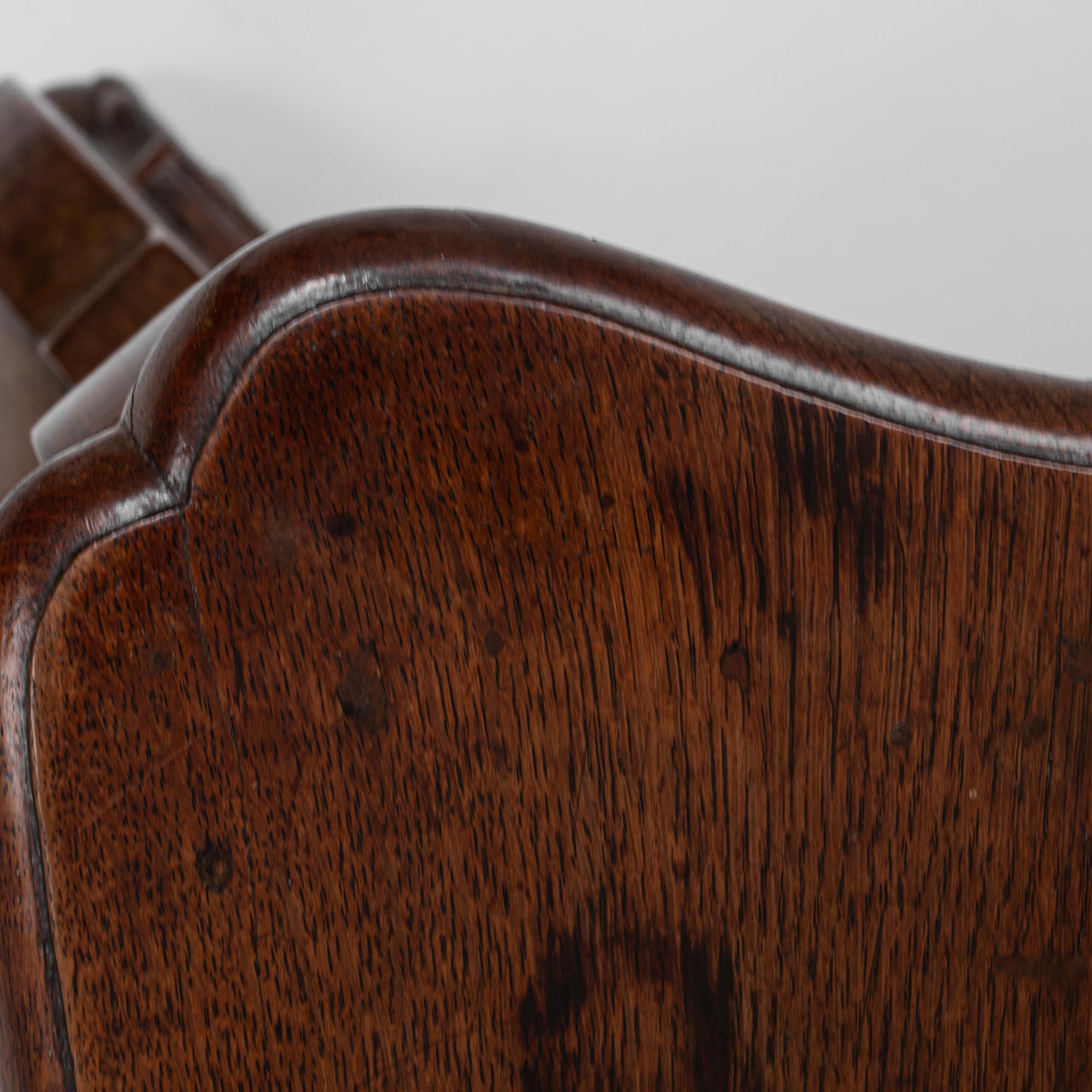 Cómoda de caoba barroca holandesa de 1820 en venta 8