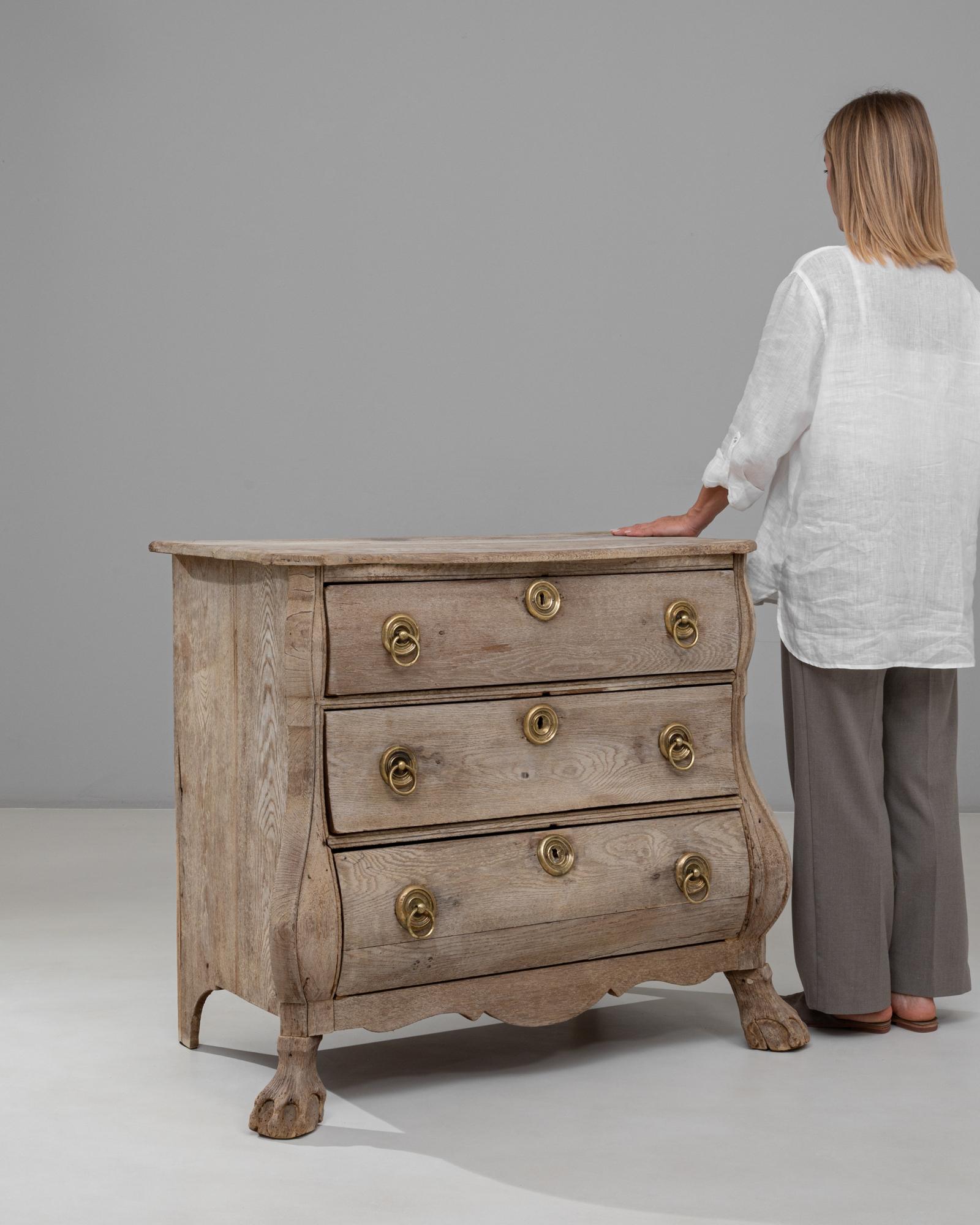 Cassettiera a bombe in Oak olandese del 1920 in vendita 5