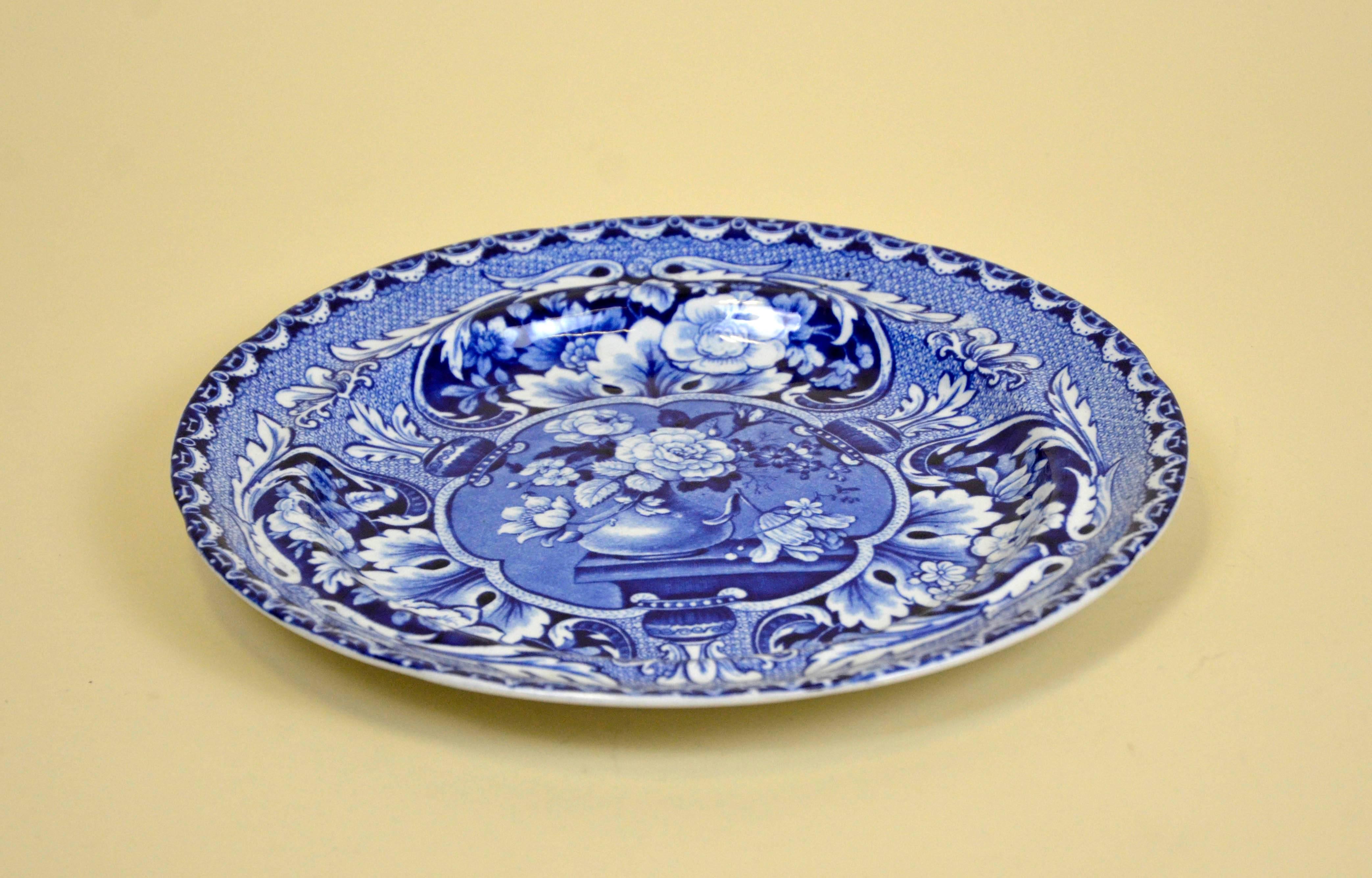 Early 19th Century 1820s English Dark Blue & White John Davenport Earthenware Floral Dessert Plate
