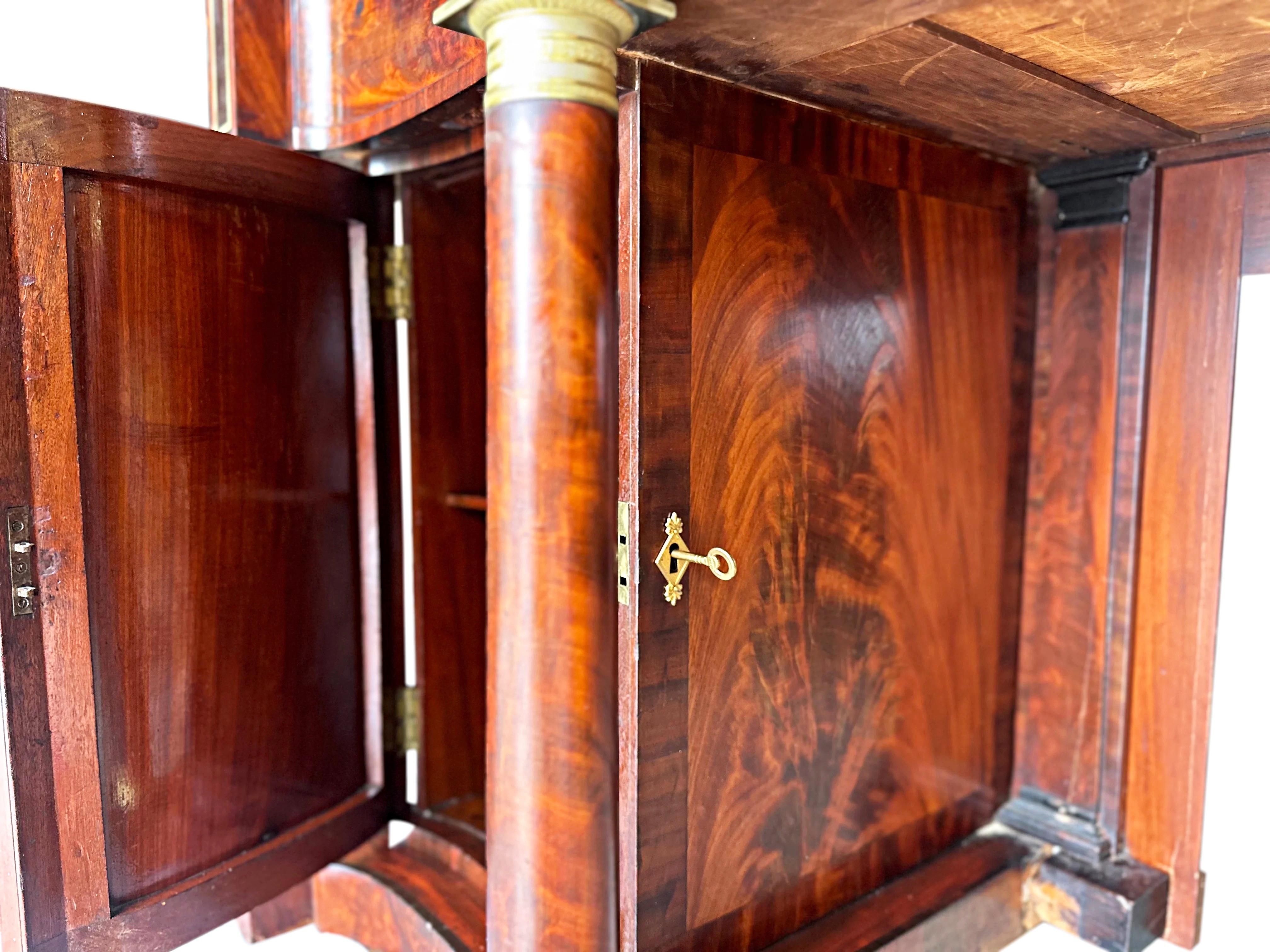 1820’s Federal Empire Marble Top Sideboard For Sale 1