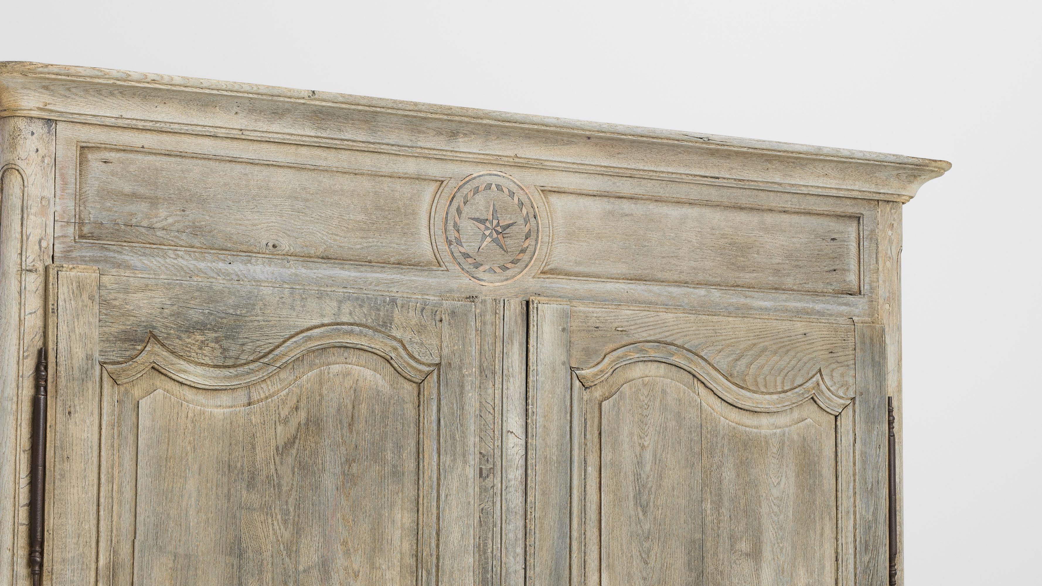 1820s French Baroque Oak Cabinet 3