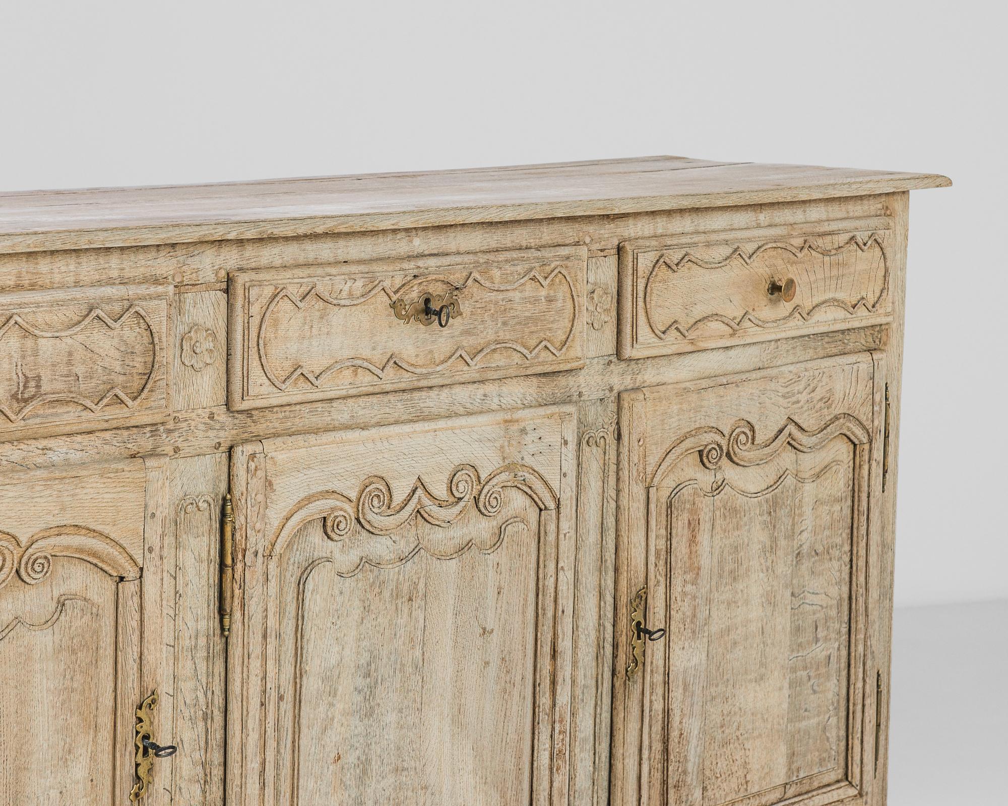 1820s French Bleached Oak Buffet 5