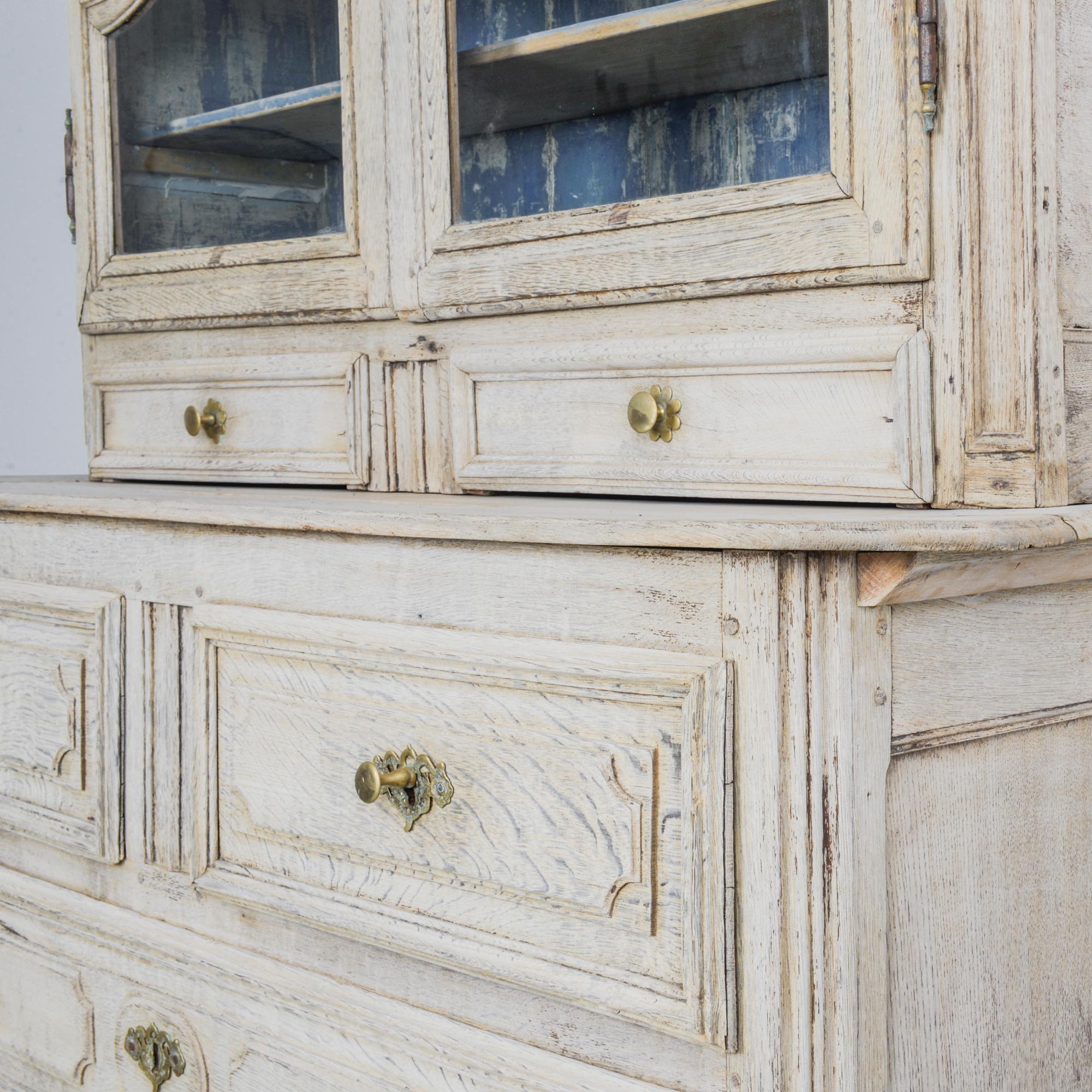 1820s French Bleached Oak Vitrine 6