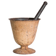 1820s French Cast Iron Mortar with Pestle