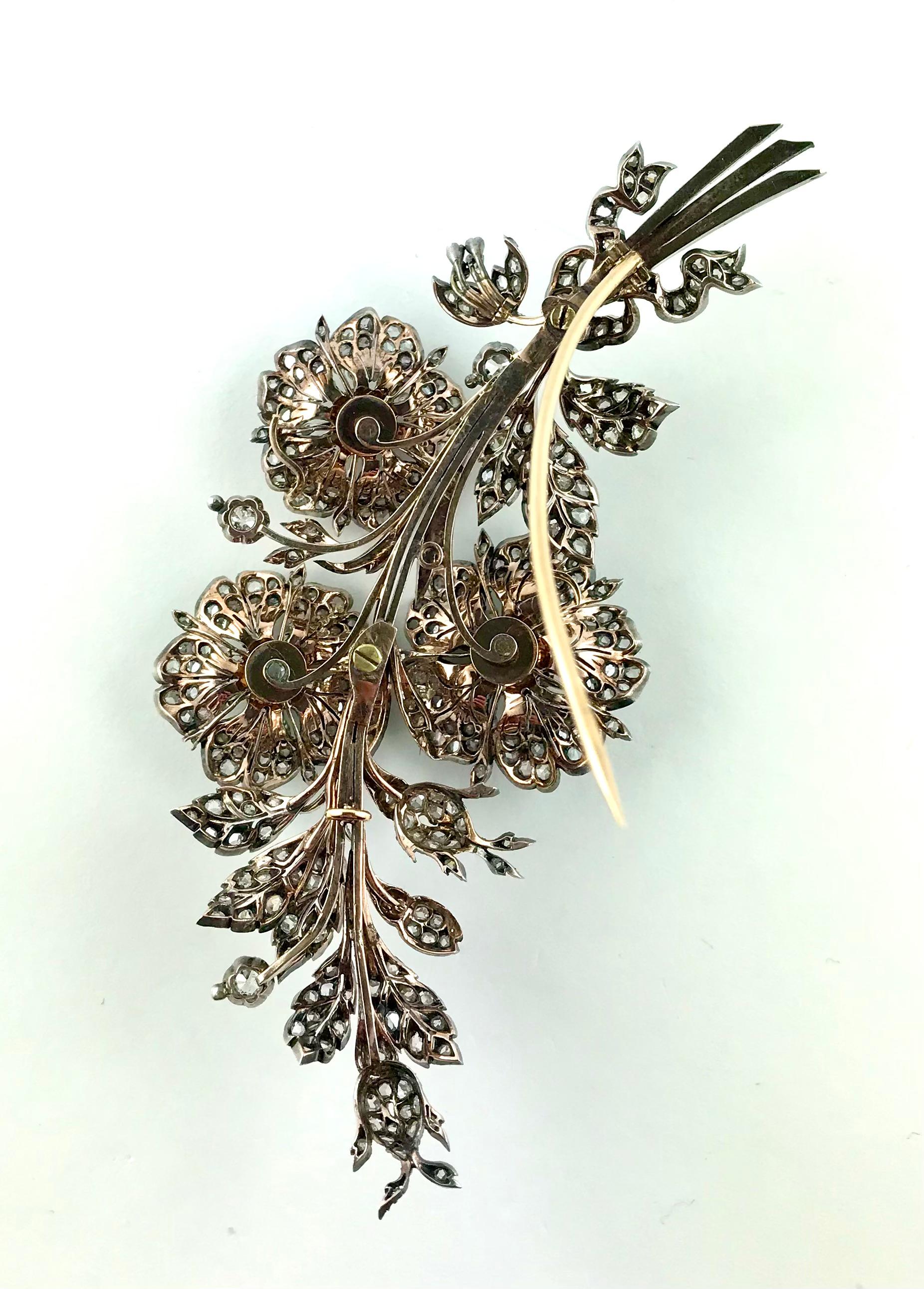 1820s French en tremblant Gold Silver and Diamond Brooch  For Sale 1
