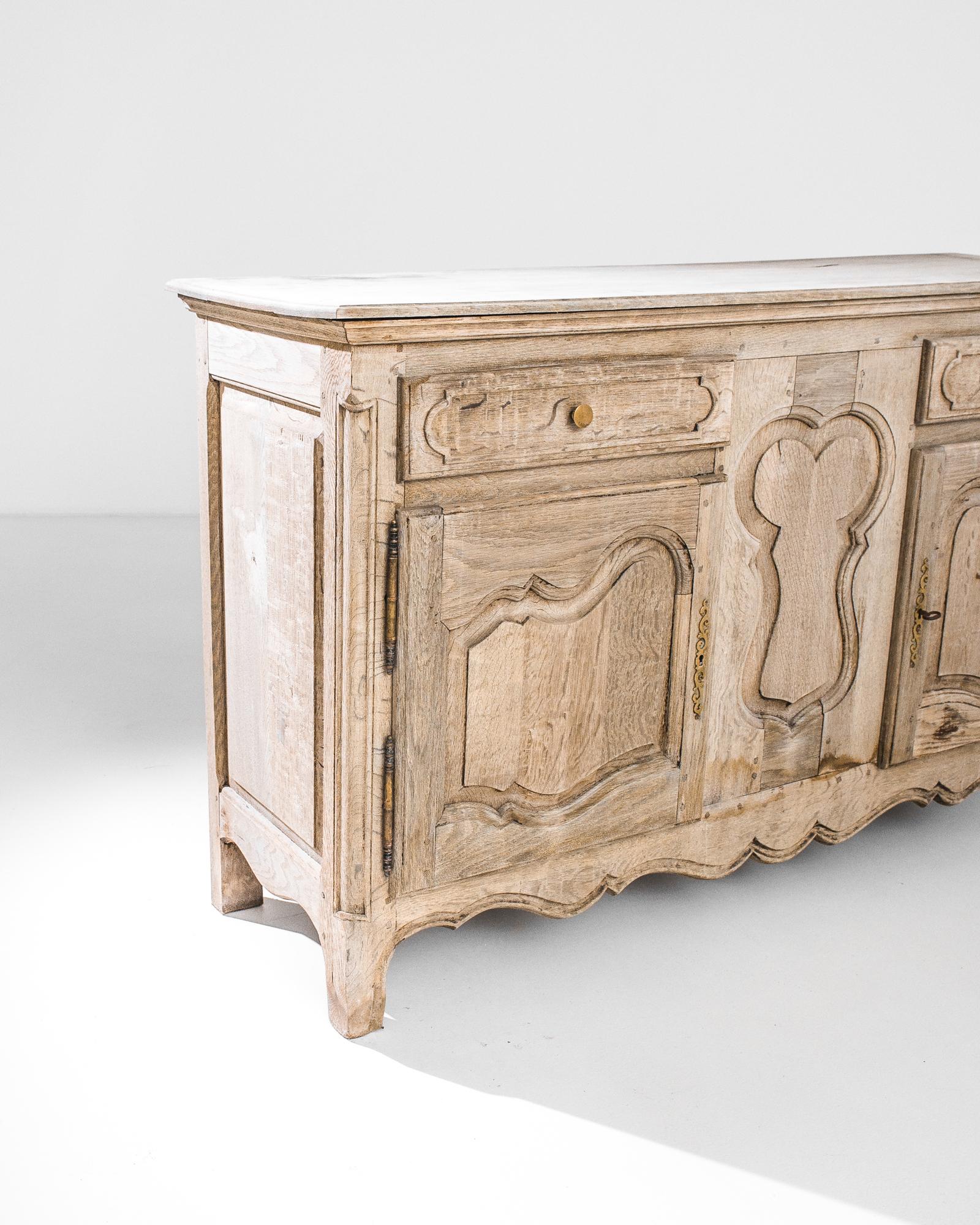 1820s French Oak Buffet In Good Condition In High Point, NC