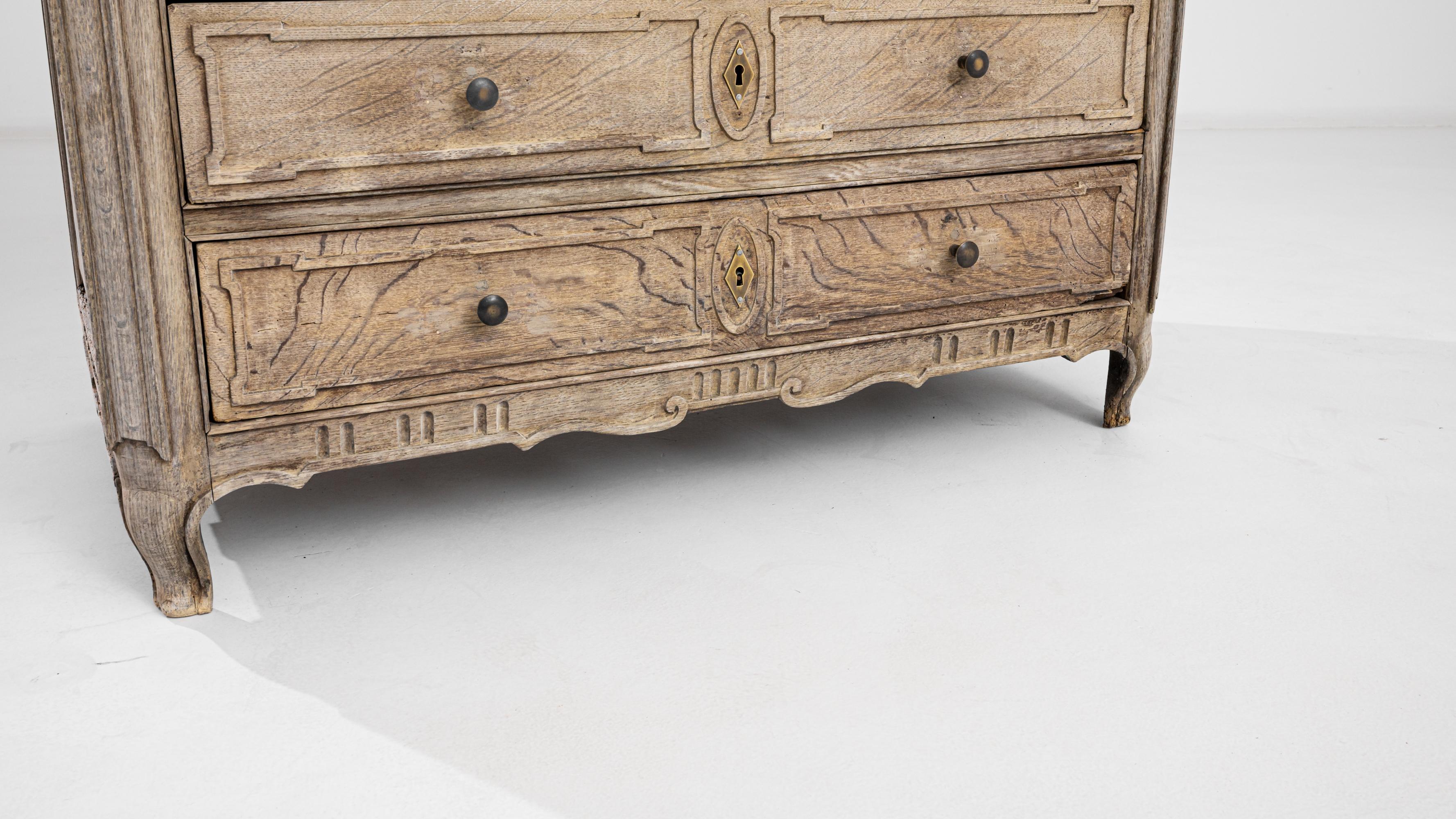 1820s French Oak Chest of Drawers 3