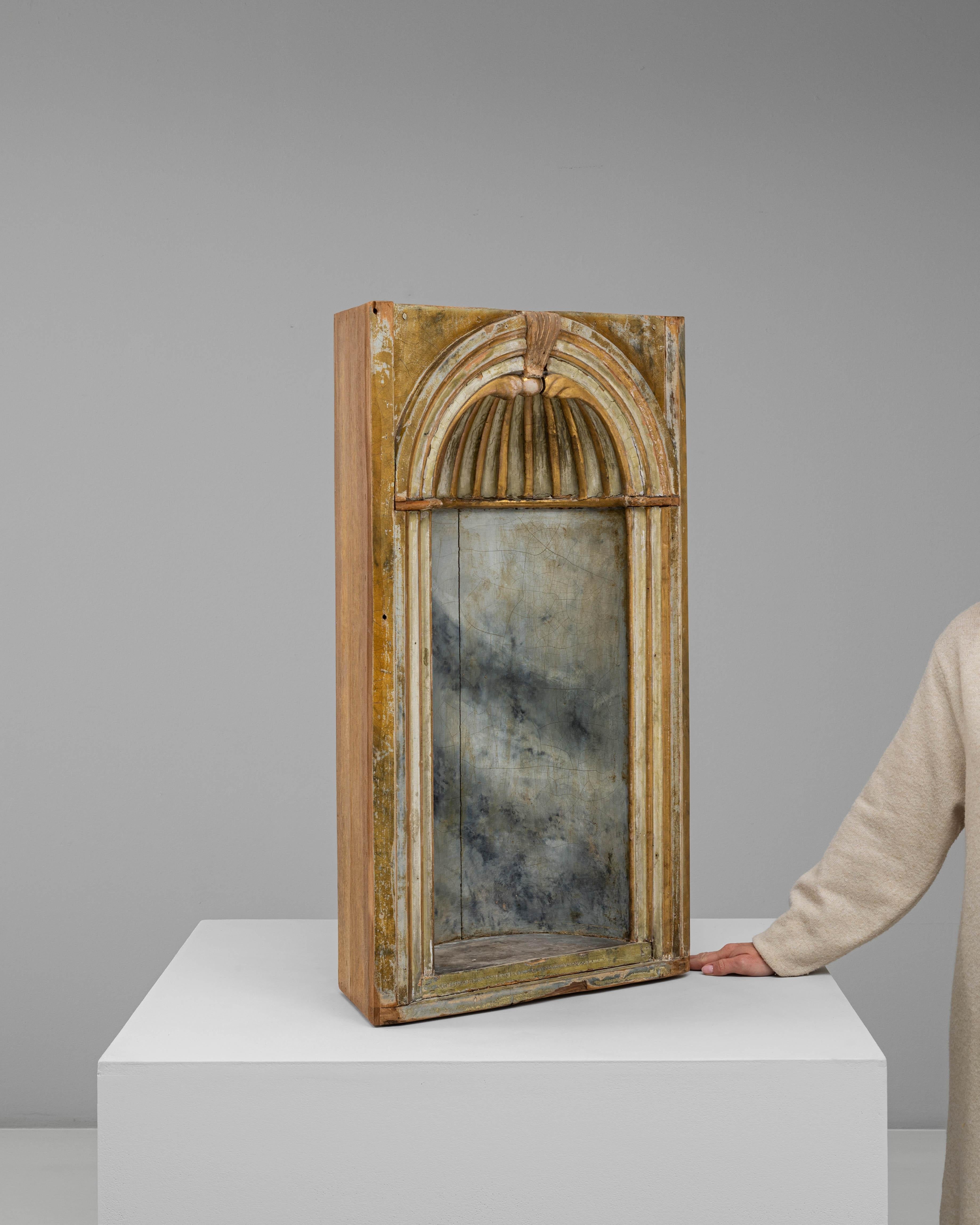 Niche en bois patiné français des années 1820 en vente 4