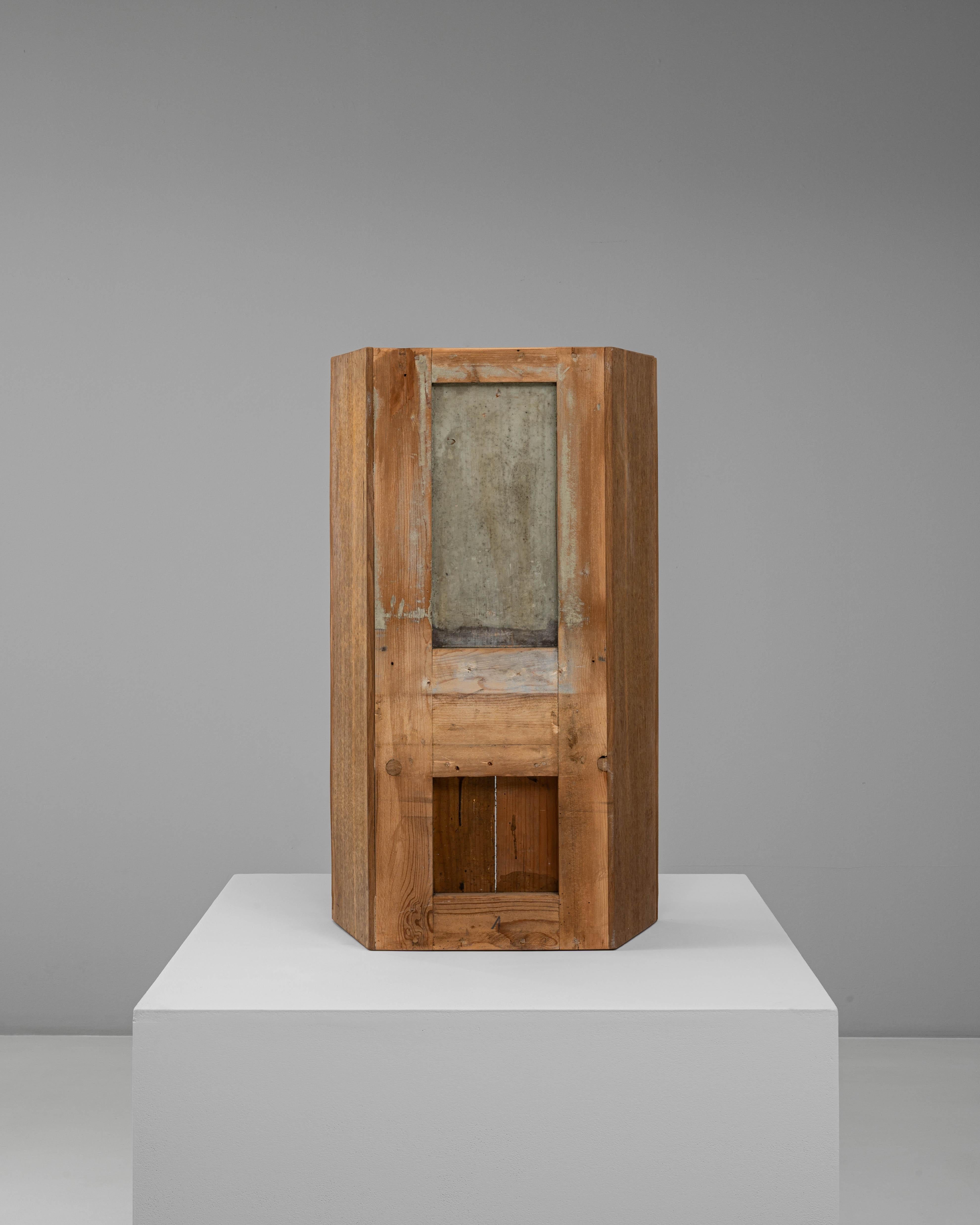 Français Niche en bois patiné français des années 1820 en vente