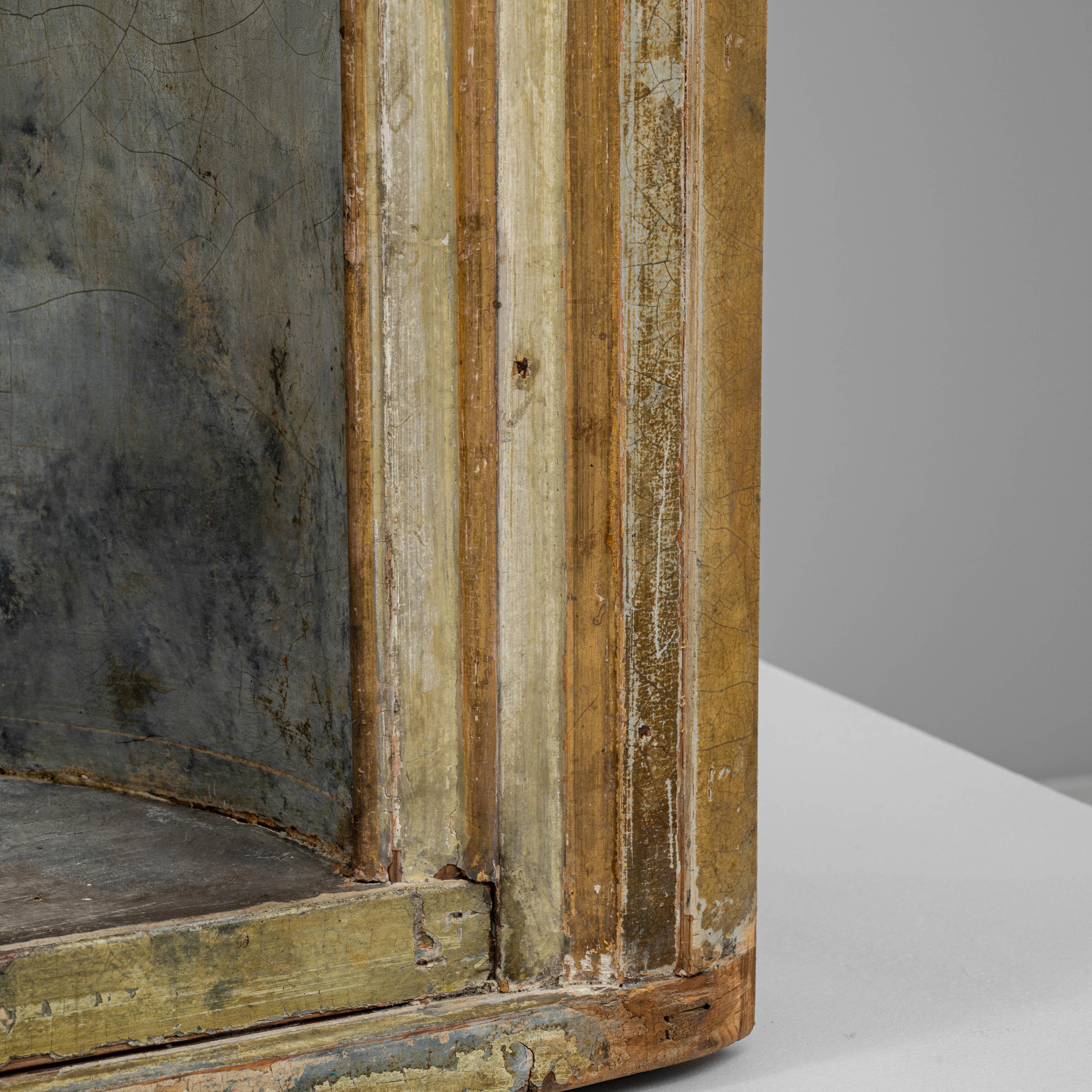 Bois Niche en bois patiné français des années 1820 en vente
