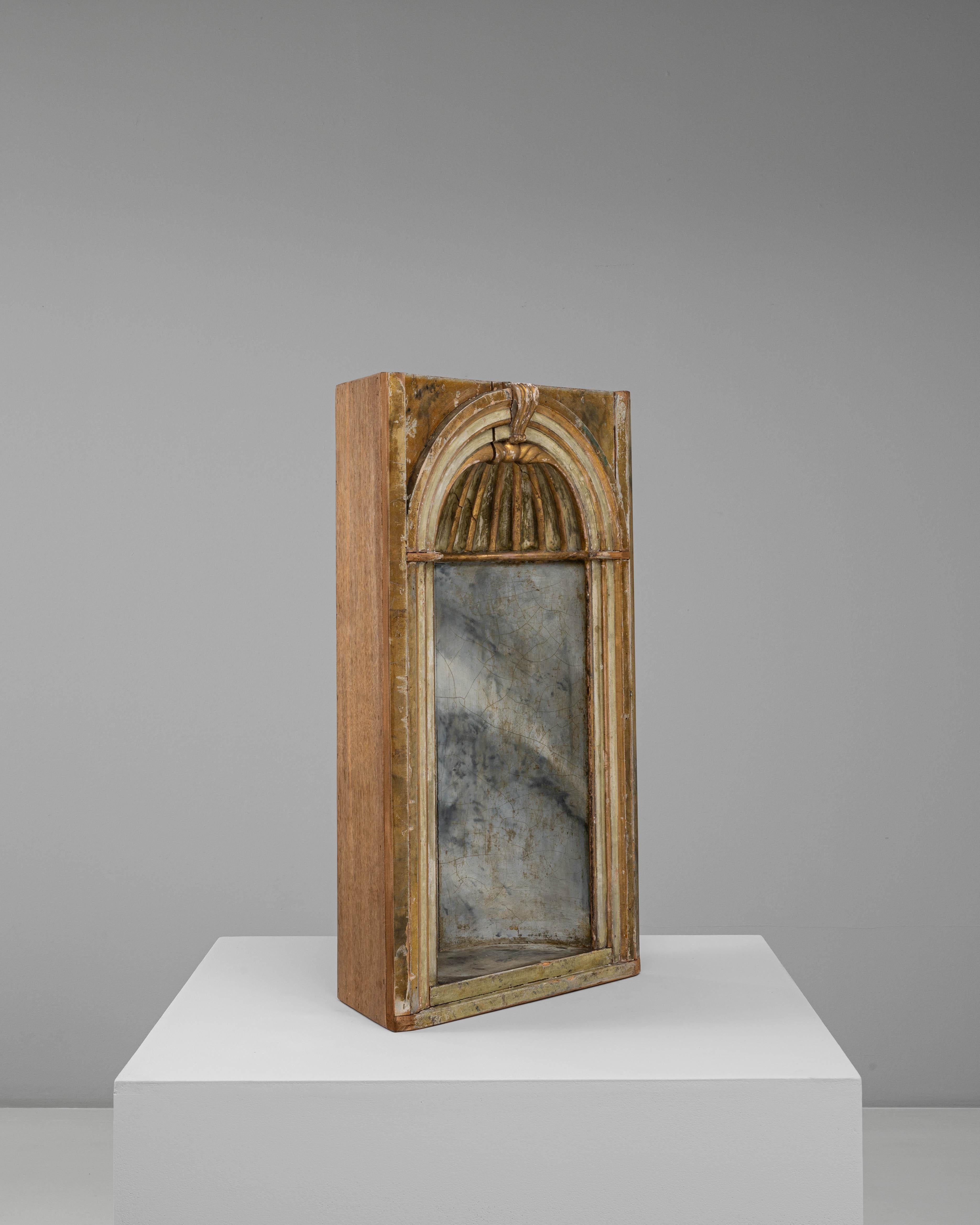 Niche en bois patiné français des années 1820 en vente 2