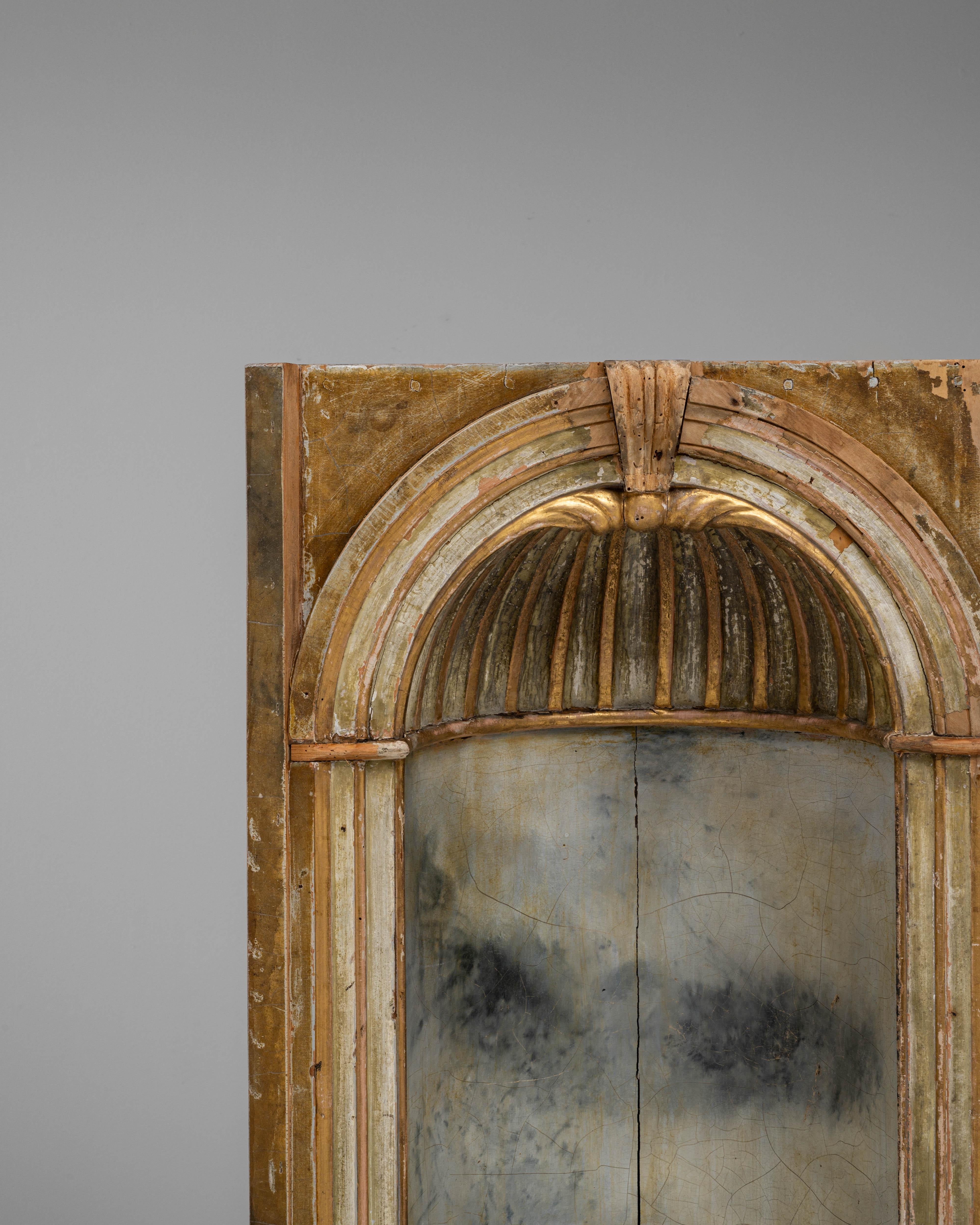 Niche en bois patiné français des années 1820 en vente 2