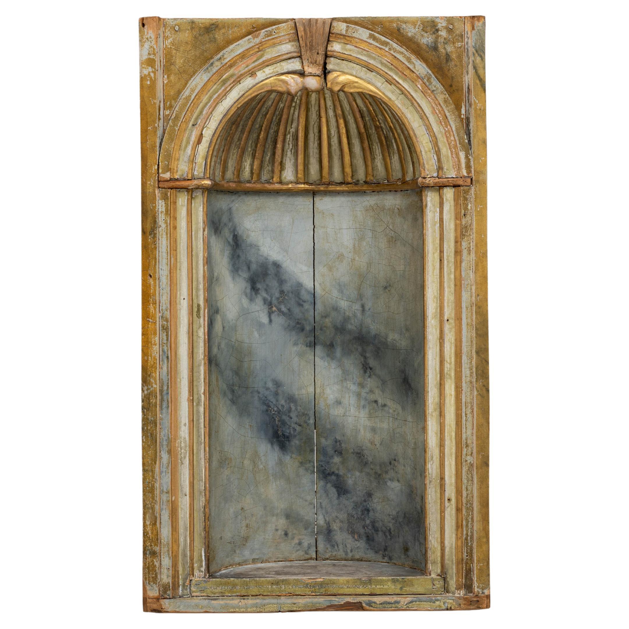 Niche en bois patiné français des années 1820
