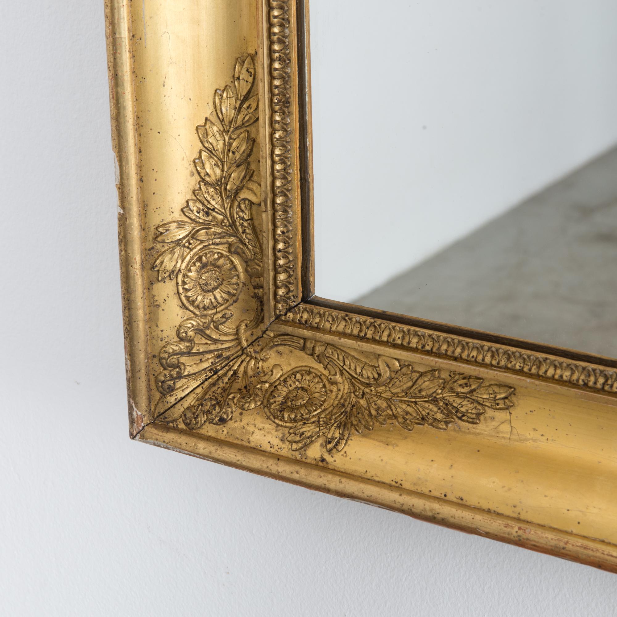 Specchio francese in legno del 1820 In condizioni buone in vendita a High Point, NC