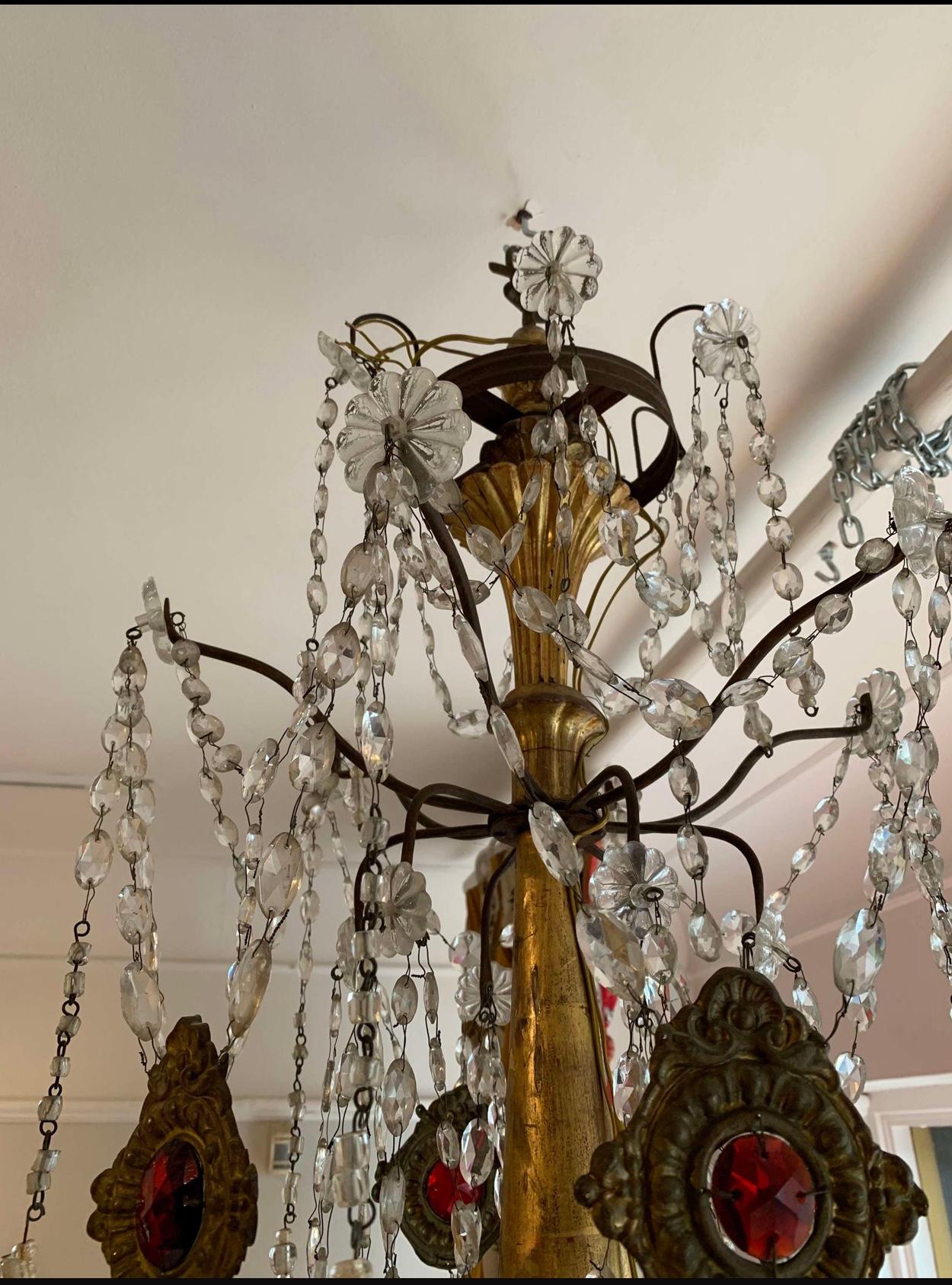 1820s Italian Genoese six arm gilt chandelier with glass lustres, drops & beads For Sale 4