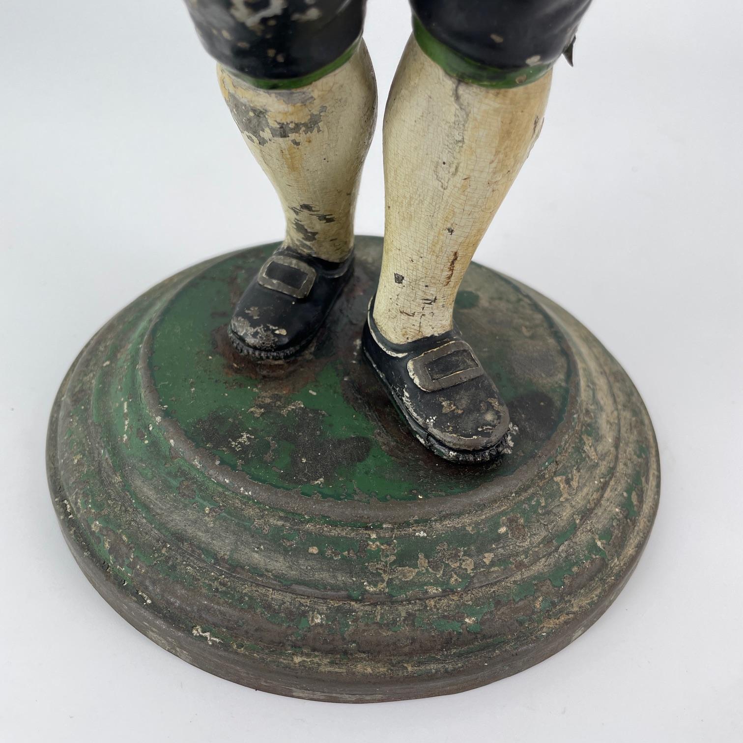 Figurine de gentilhomme colonial en étain peint en polychromie à l'étole tyrolienne des années 1820 en vente 7