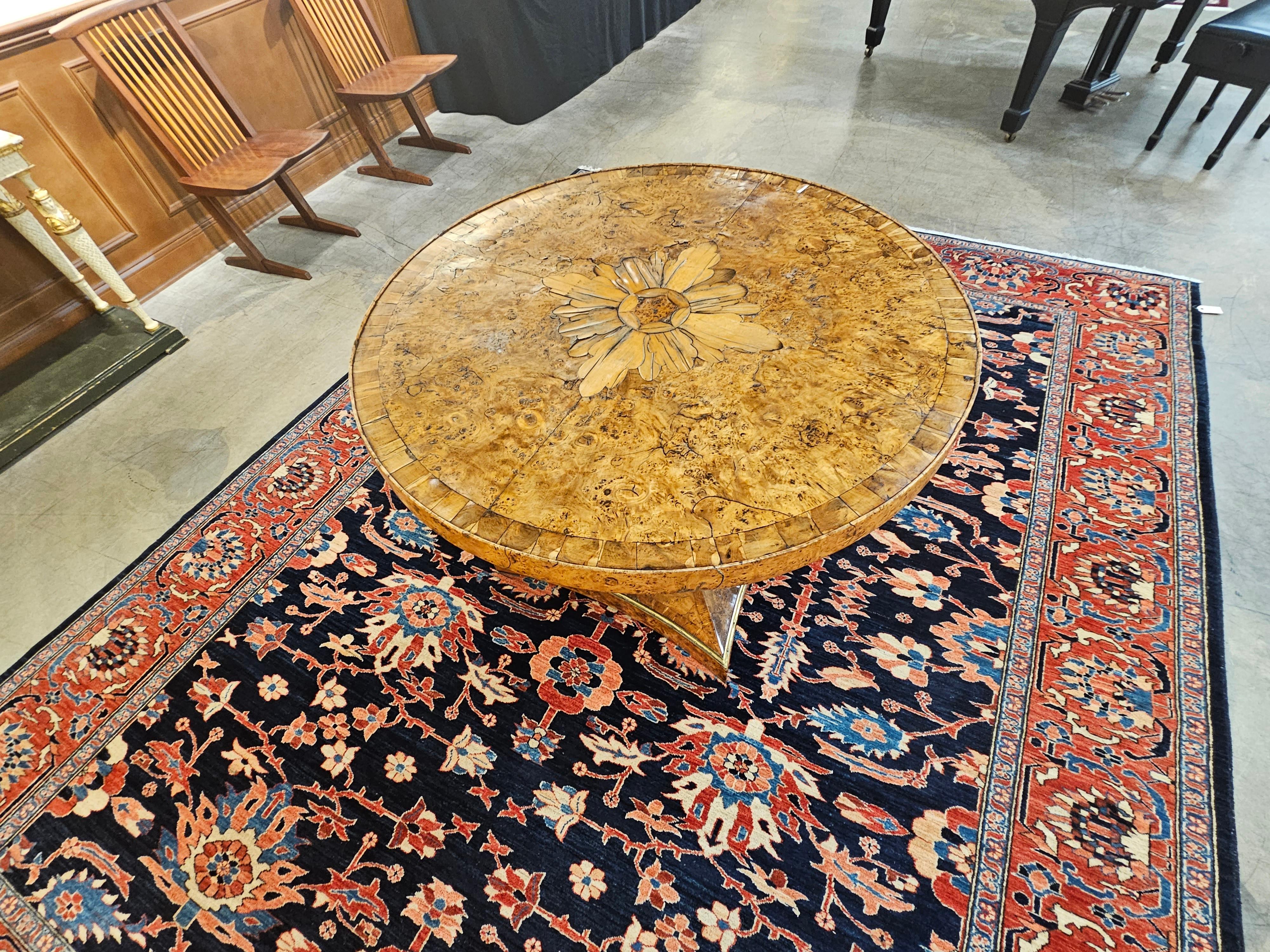 1820s Biedermeier Brass Mounted Carelian Birch and Marquetry Center Table For Sale 3