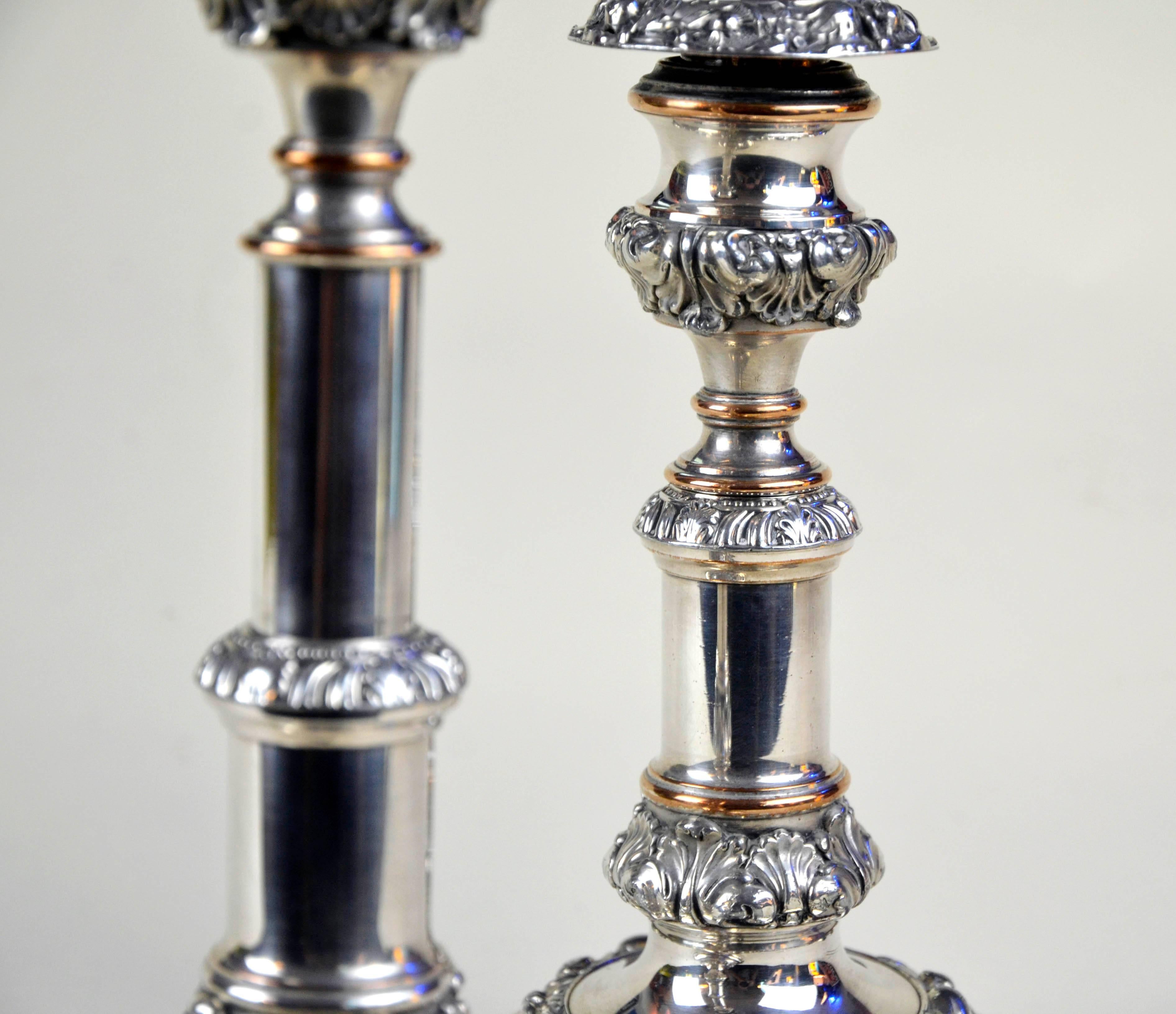 1820s Pair of English Georgian Old Sheffield Plate Telescopic Candlesticks For Sale 4