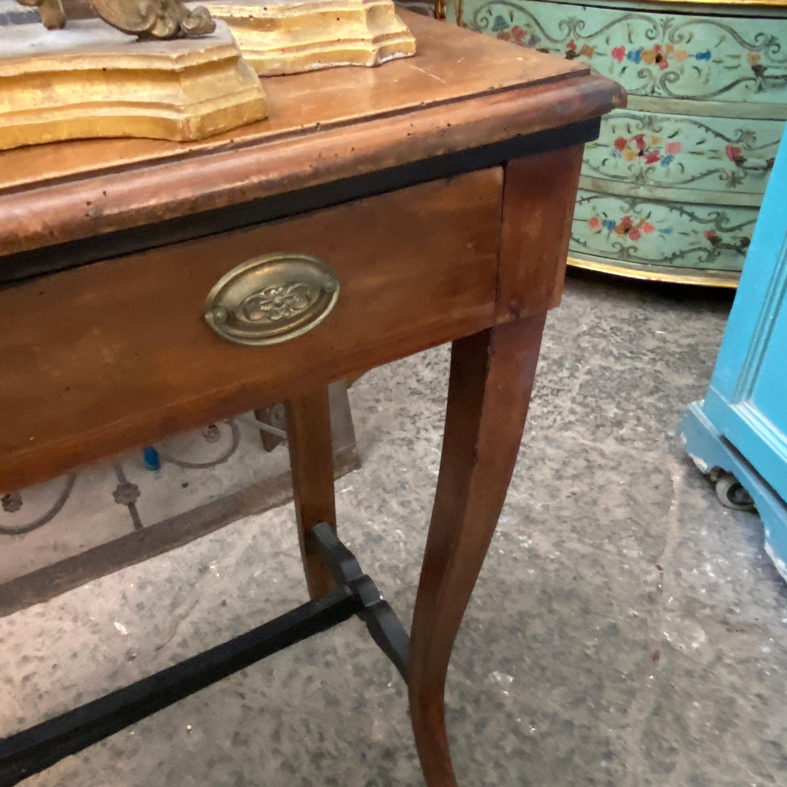 1820s Rare and Elegant Empire Walnut Sicilian Console For Sale 10