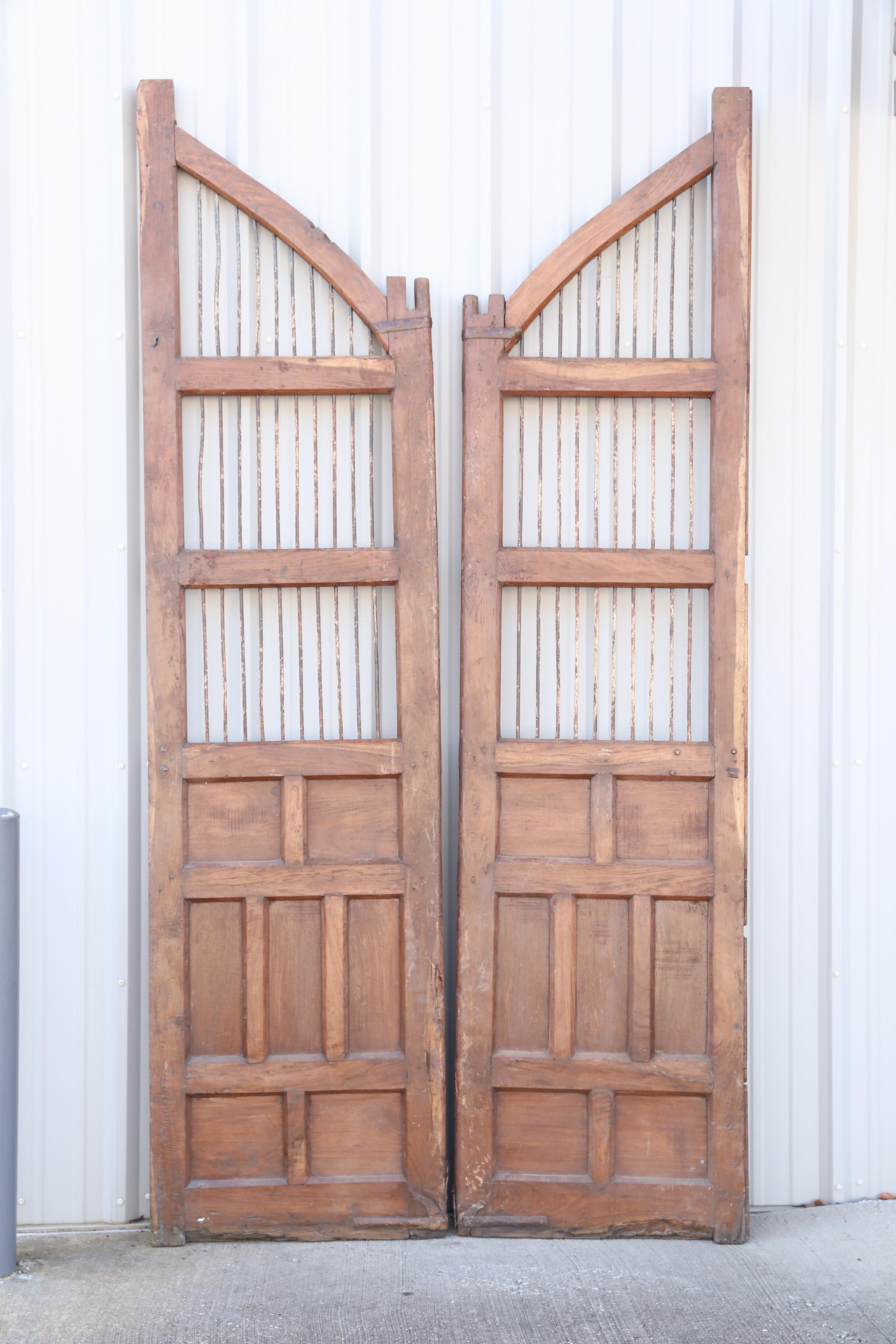 Early 19th Century 1820s Solid Teak Wood Side Entry Door of a Feudal Landlord's Court Yard Home For Sale