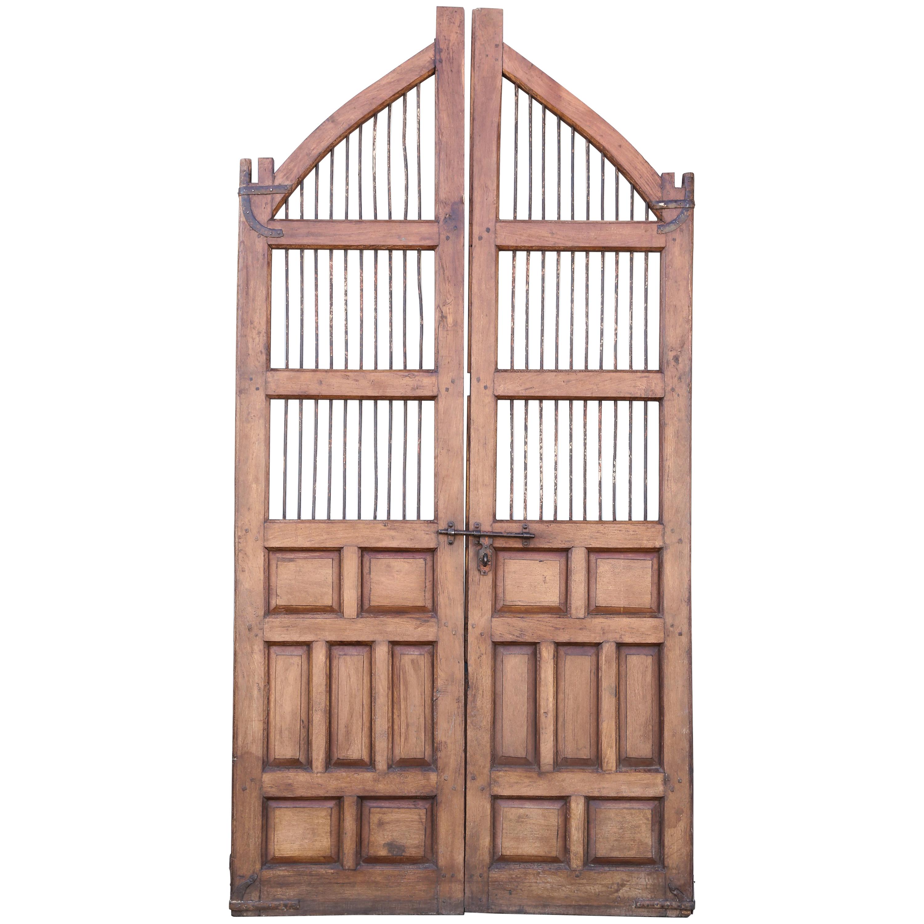 1820s Solid Teak Wood Side Entry Door of a Feudal Landlord's Court Yard Home For Sale