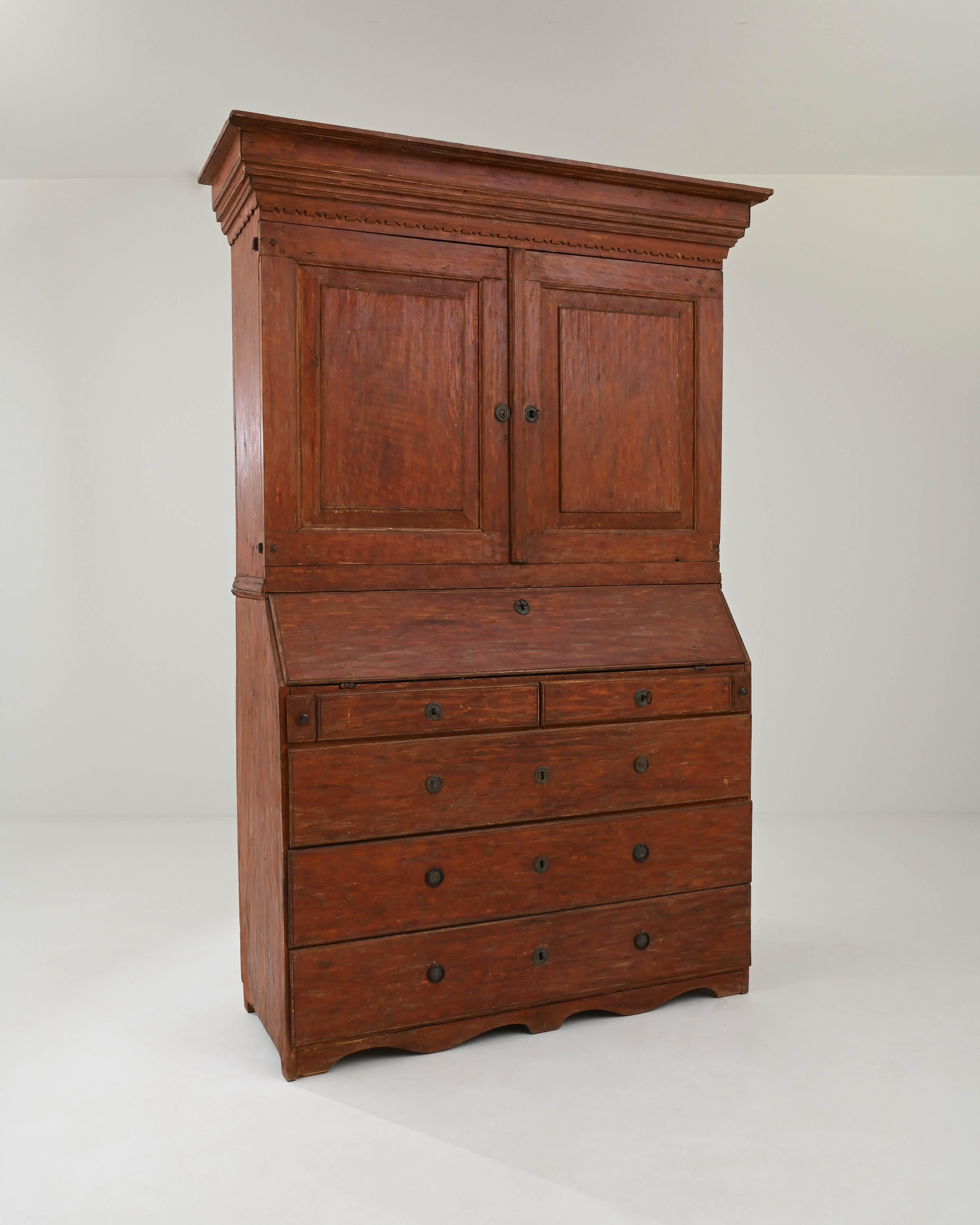 Early 19th Century 1820s Swedish Wooden Desk For Sale