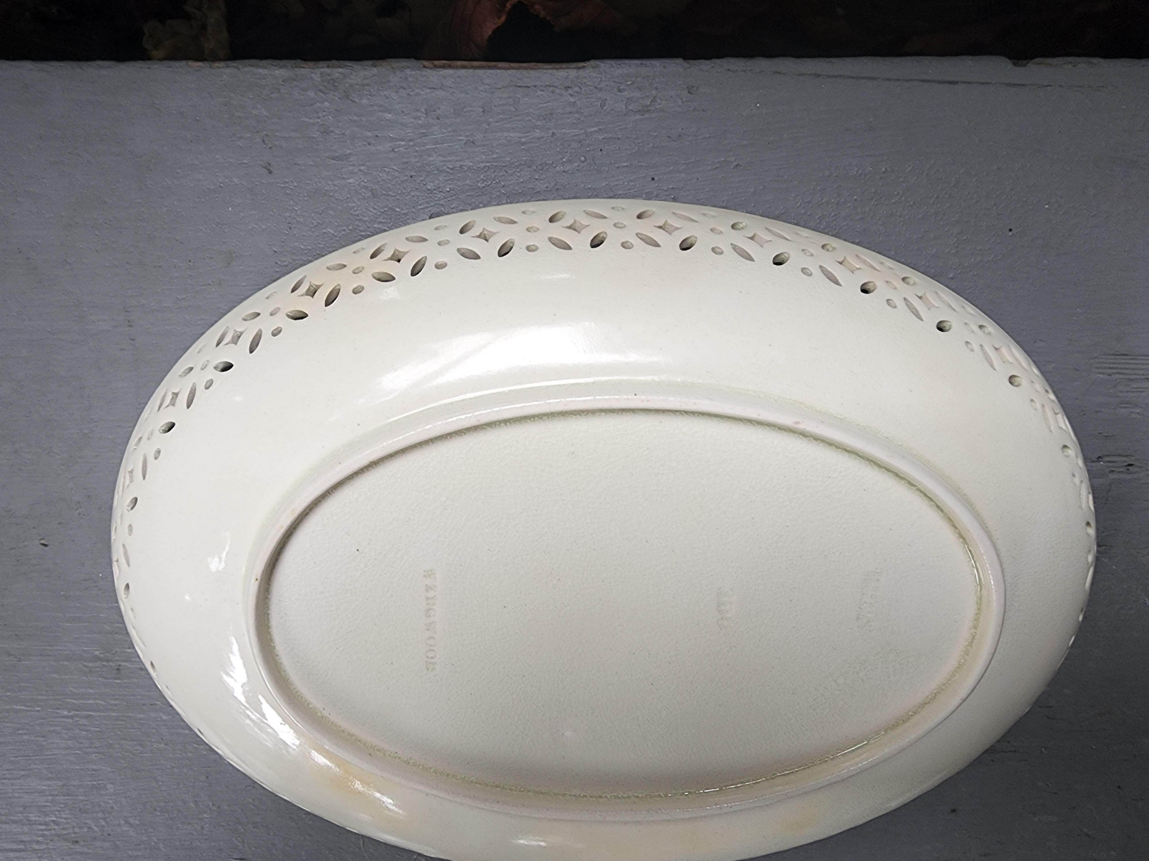 Porcelain Rare Oval 1820's Wedgewood Creamwear Reticulated Dish For Sale