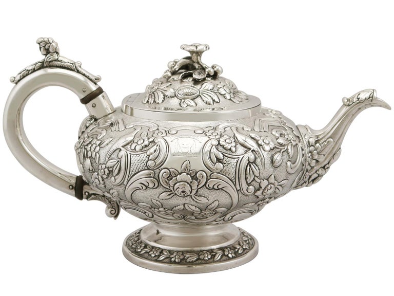 1822 Antique Scottish Sterling Silver Three Piece Tea Service In Excellent Condition In Jesmond, Newcastle Upon Tyne