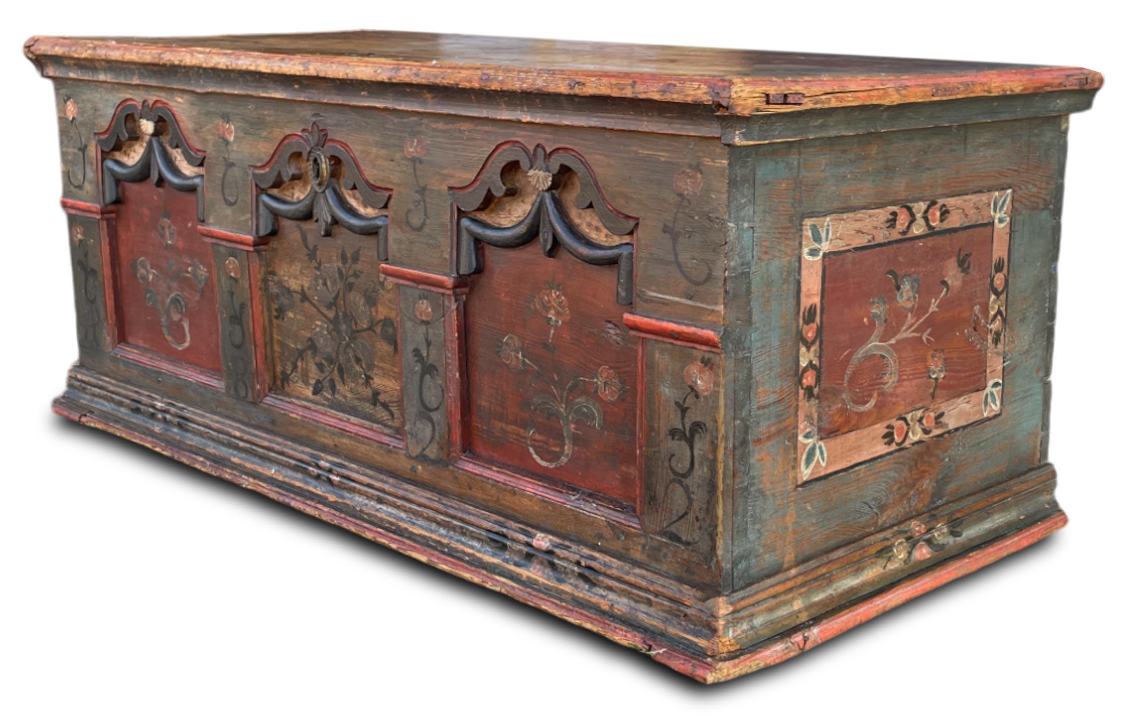 1822 Blue Floral Painted Alpine Chest For Sale 3