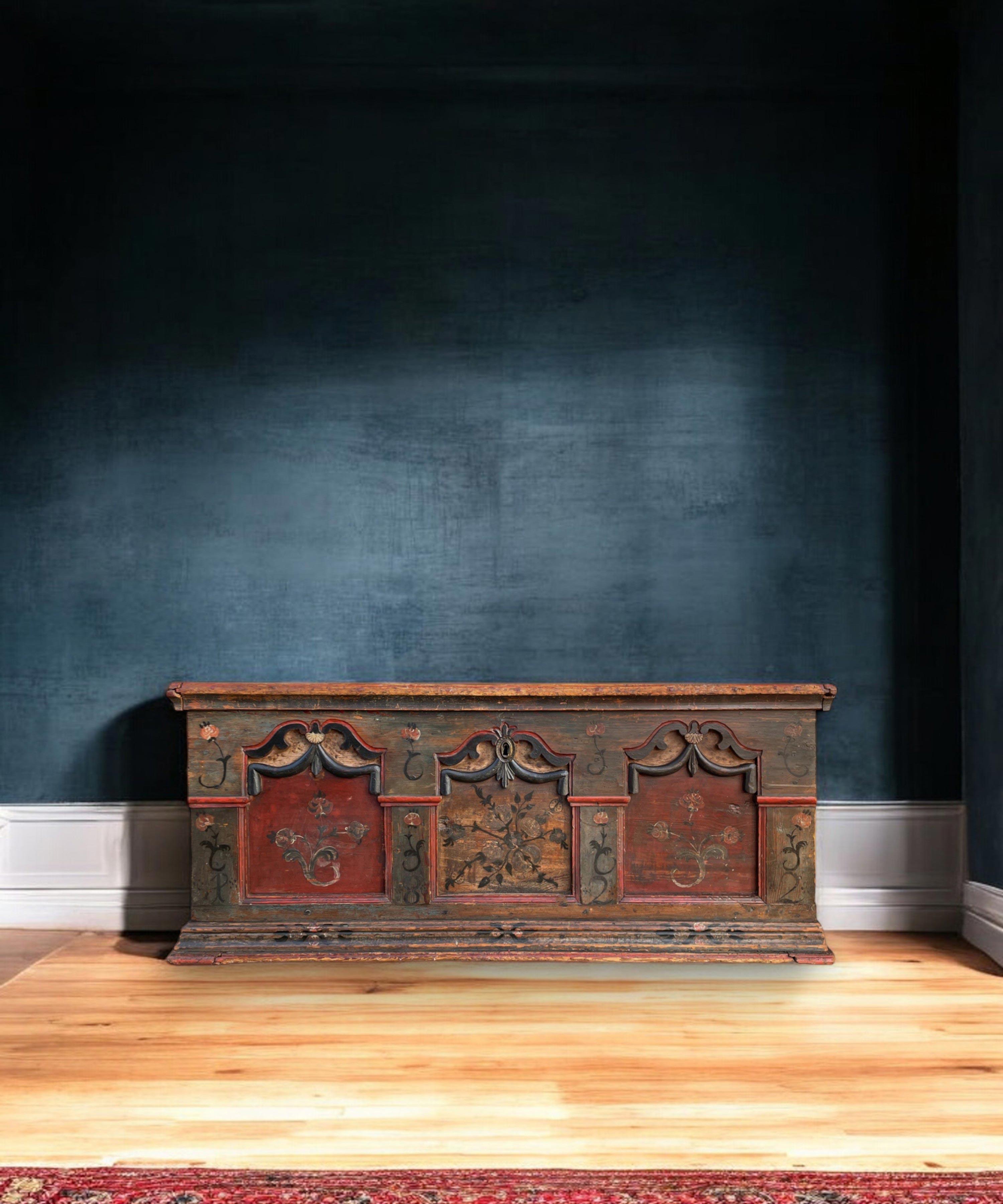 1822 Blue Floral Painted Alpine Chest For Sale 4