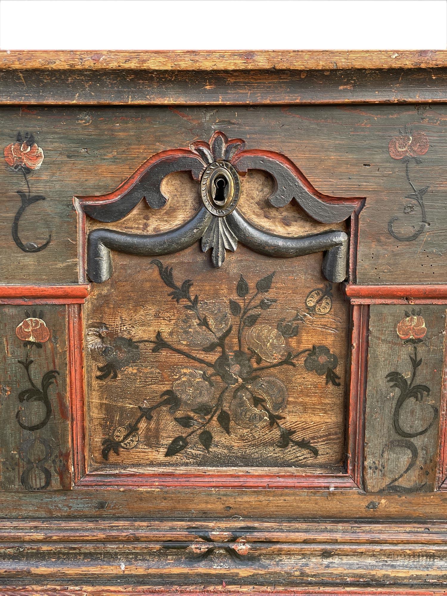 1822 Blue Floral Painted Alpine Chest For Sale 7