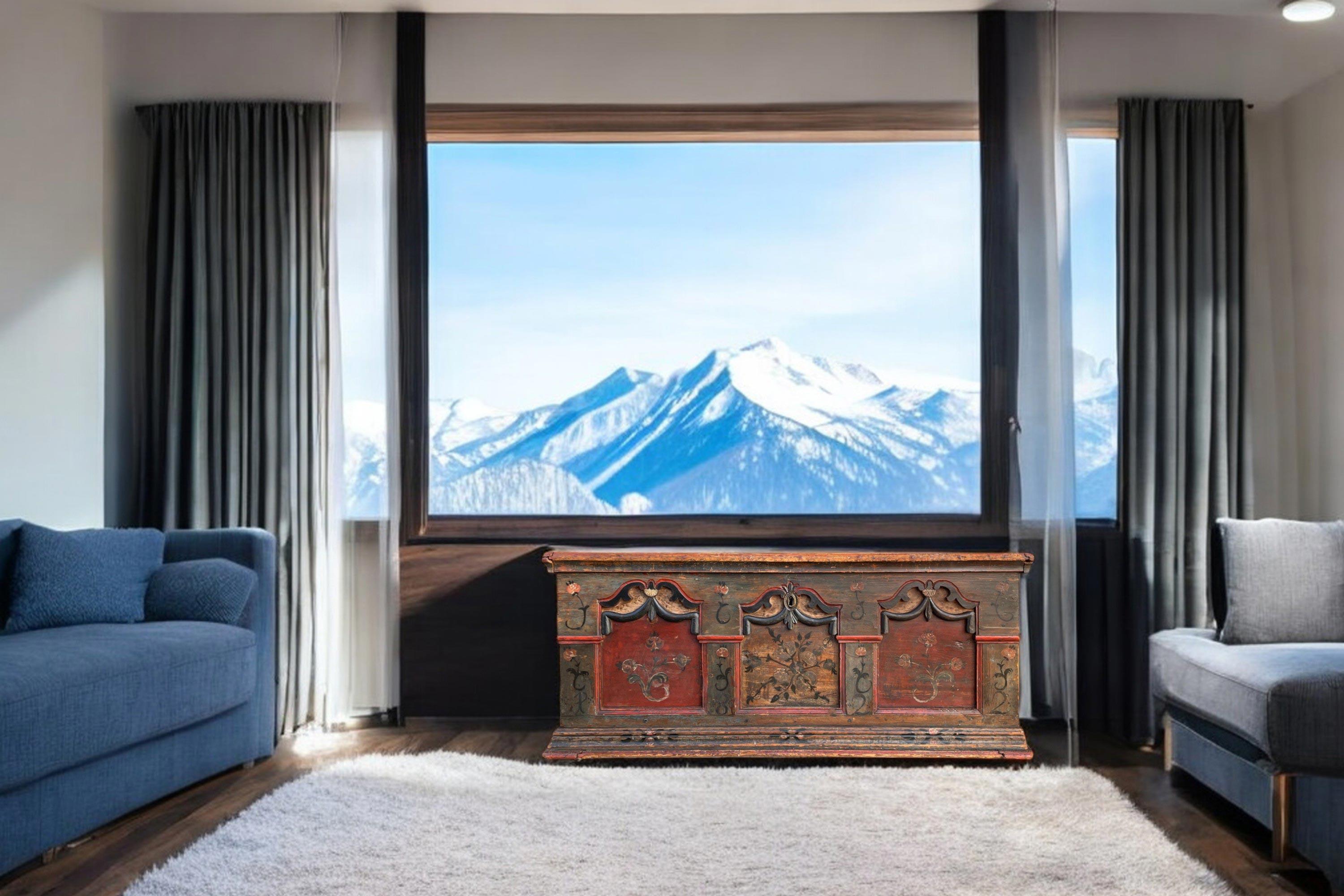 1822 Blue Floral Painted Alpine Chest In Good Condition For Sale In Vo', Veneto