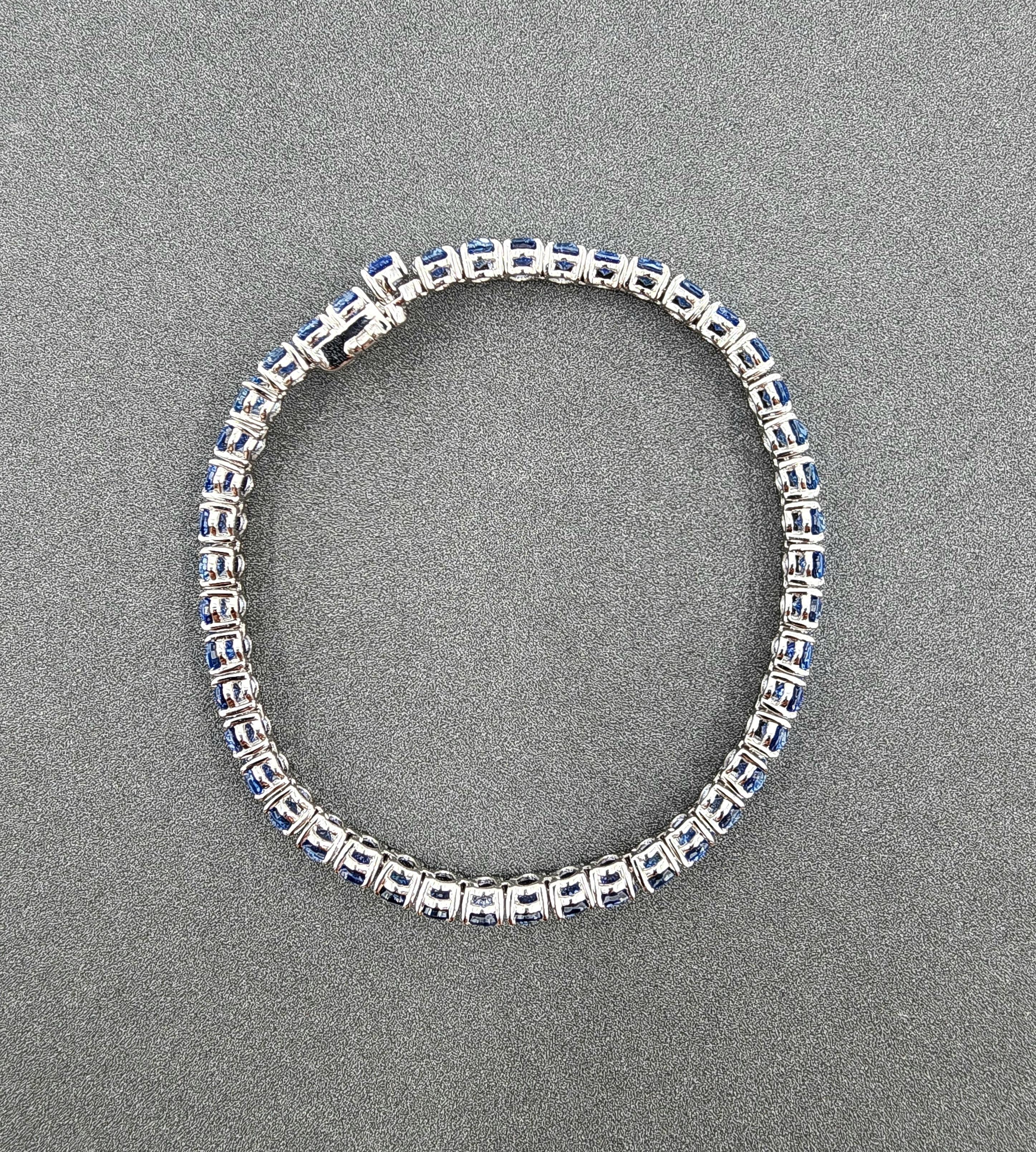 18.22 ct Natural Oval Sapphire Tennis Bracelet For Sale 1