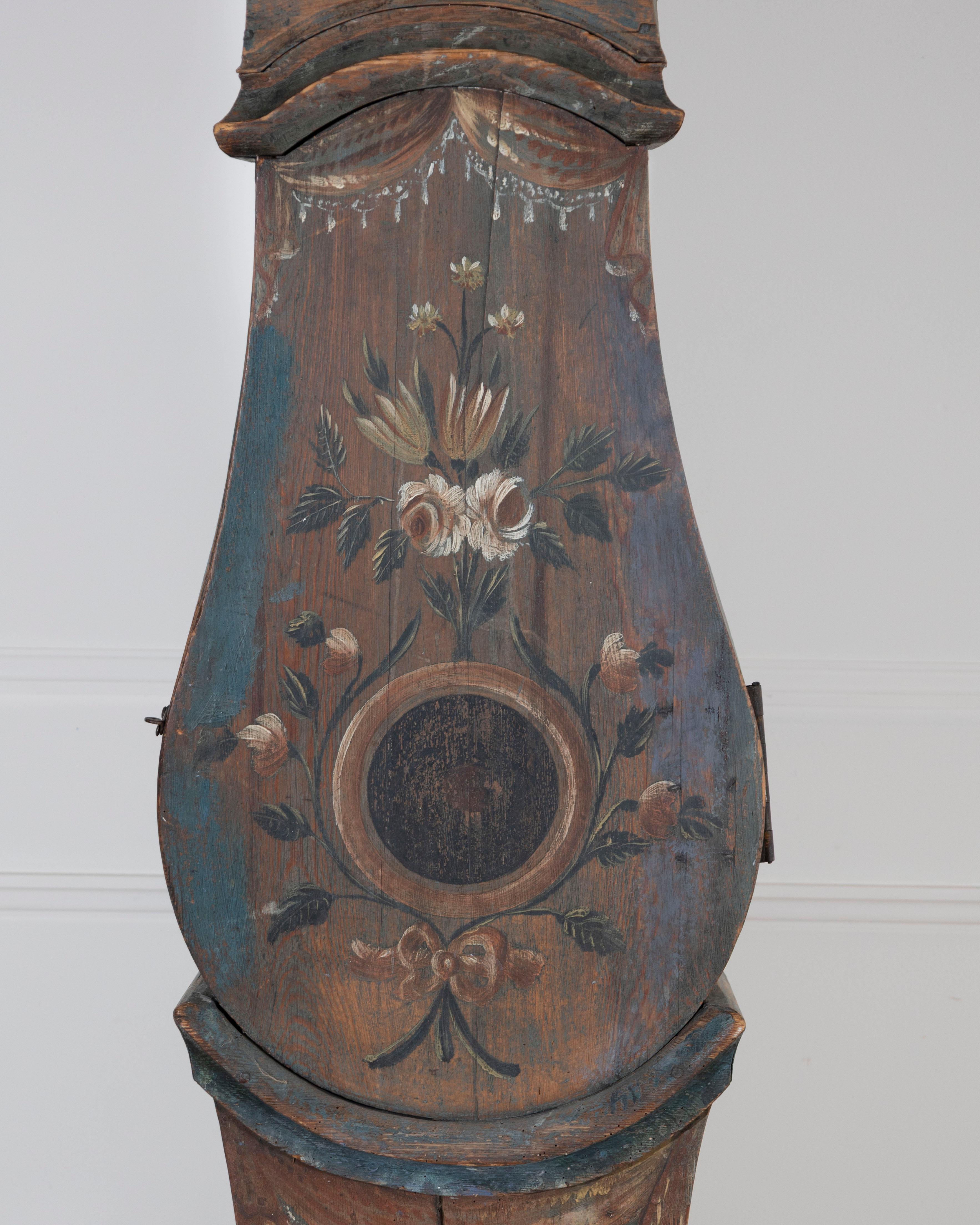 1822 Swedish Folk Art Tall Case Clock with Original Paint In Good Condition For Sale In Atlanta, GA