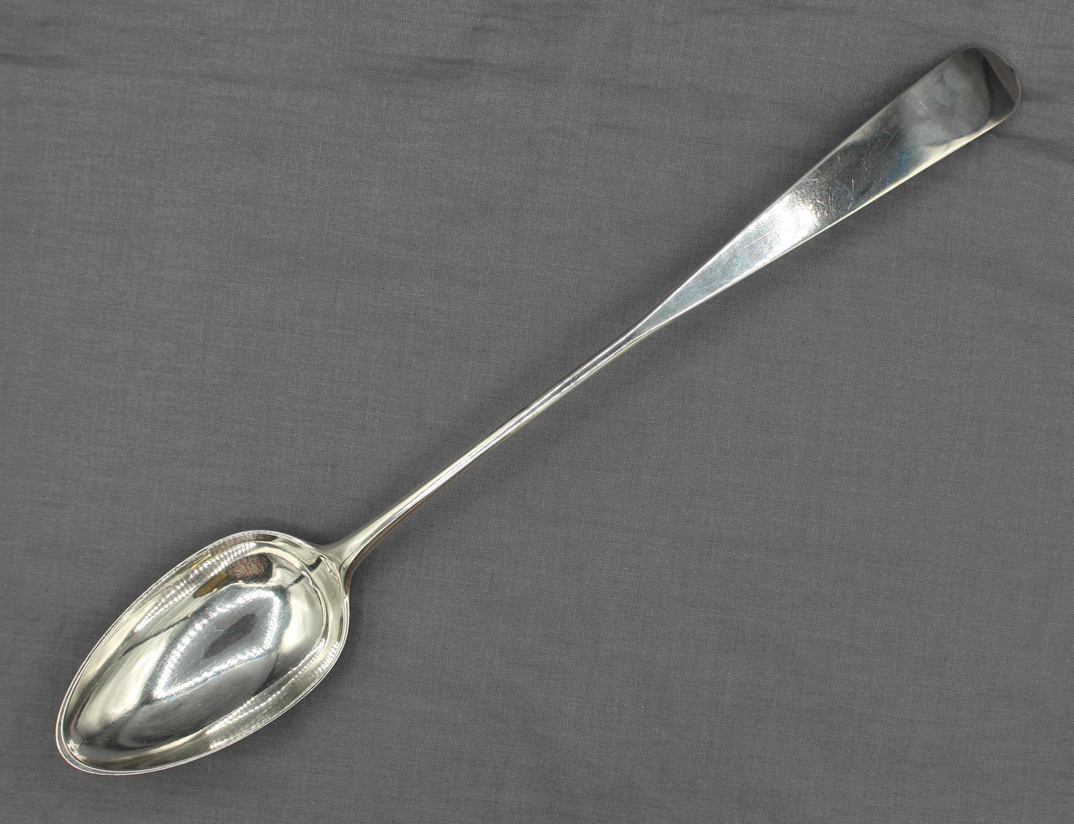 1824 Scottish George IV Periode Sterlingsilber Füll- oder Soßenlöffel (Schottisch) im Angebot