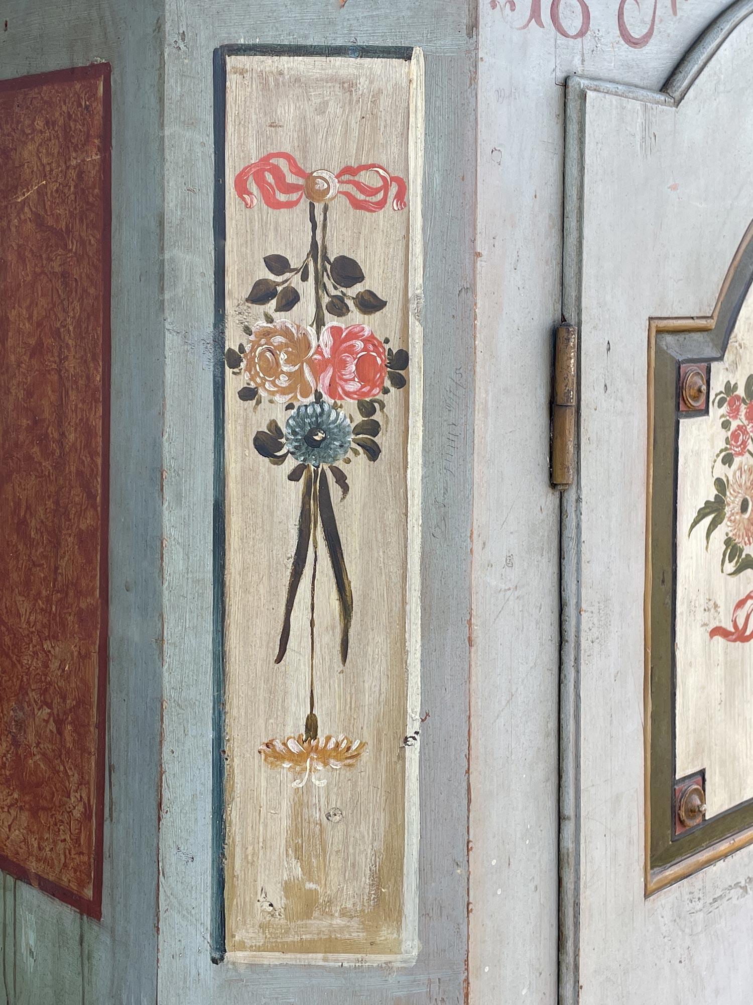 1825 Blue Floral Painted Alpine Cabinet 6