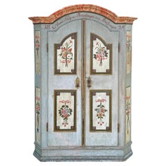 1825 Armario alpino pintado con flores azules